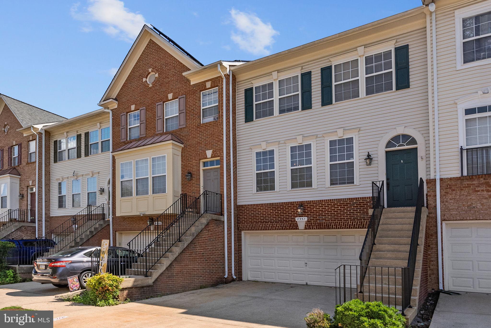 8557 WYNGATE MANOR COURT