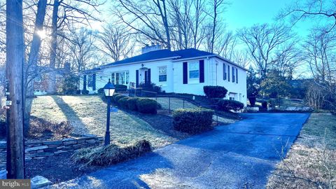 9104 VOLUNTEER DRIVE ALEXANDRIA VA 22309