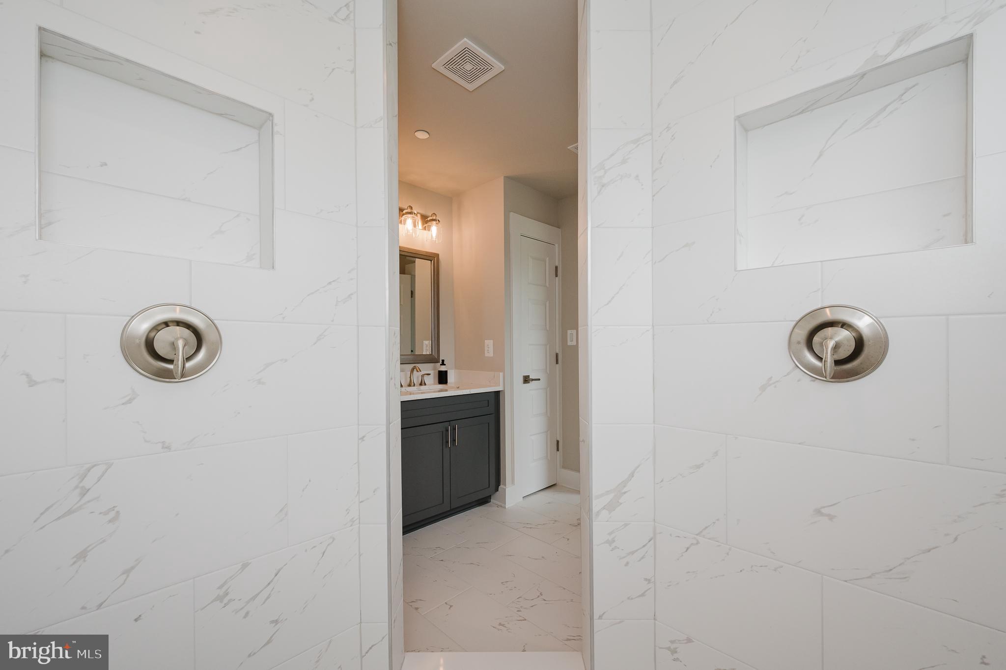 FOREST HILL - Residential