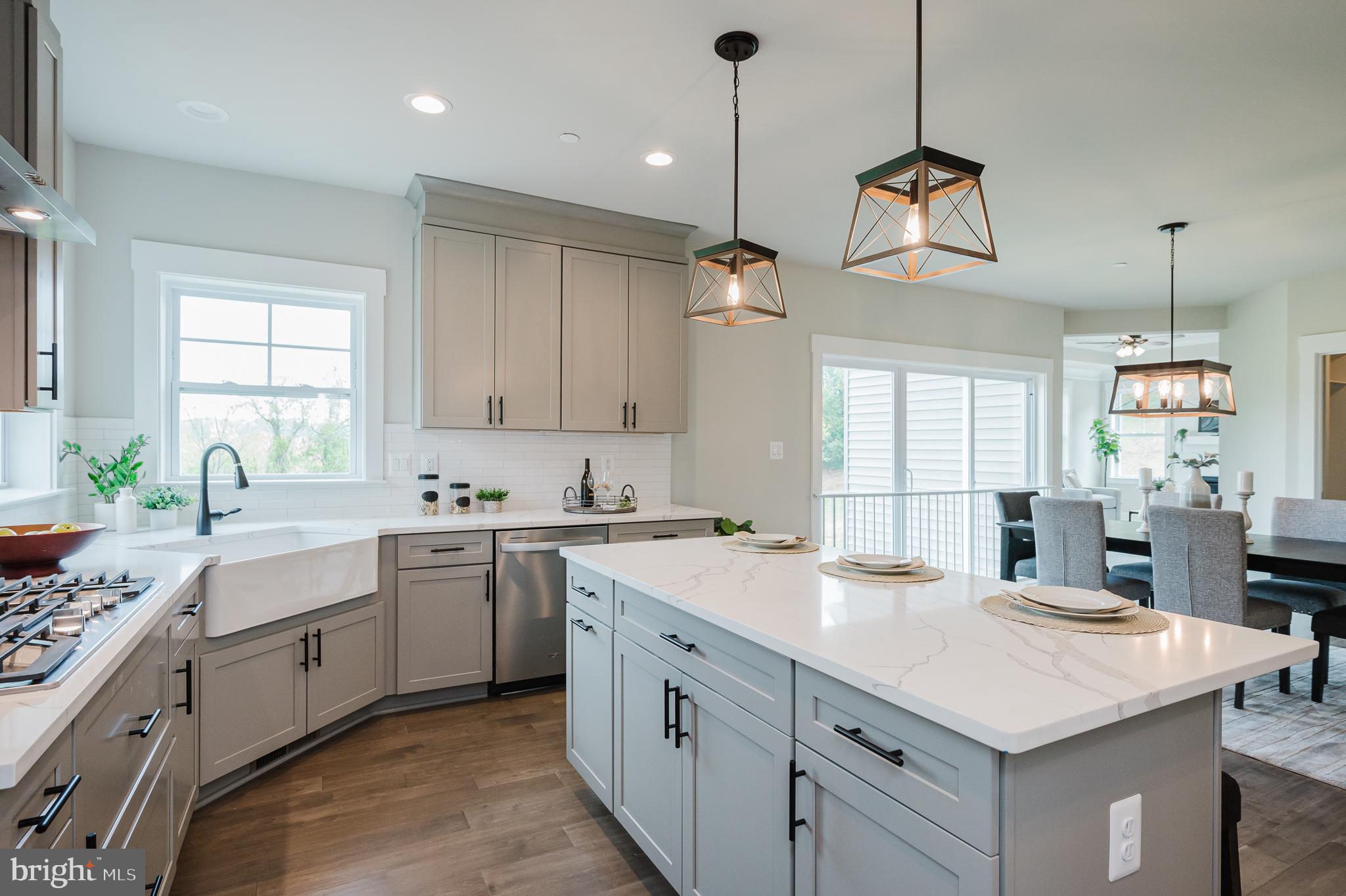 FOREST HILL - Residential