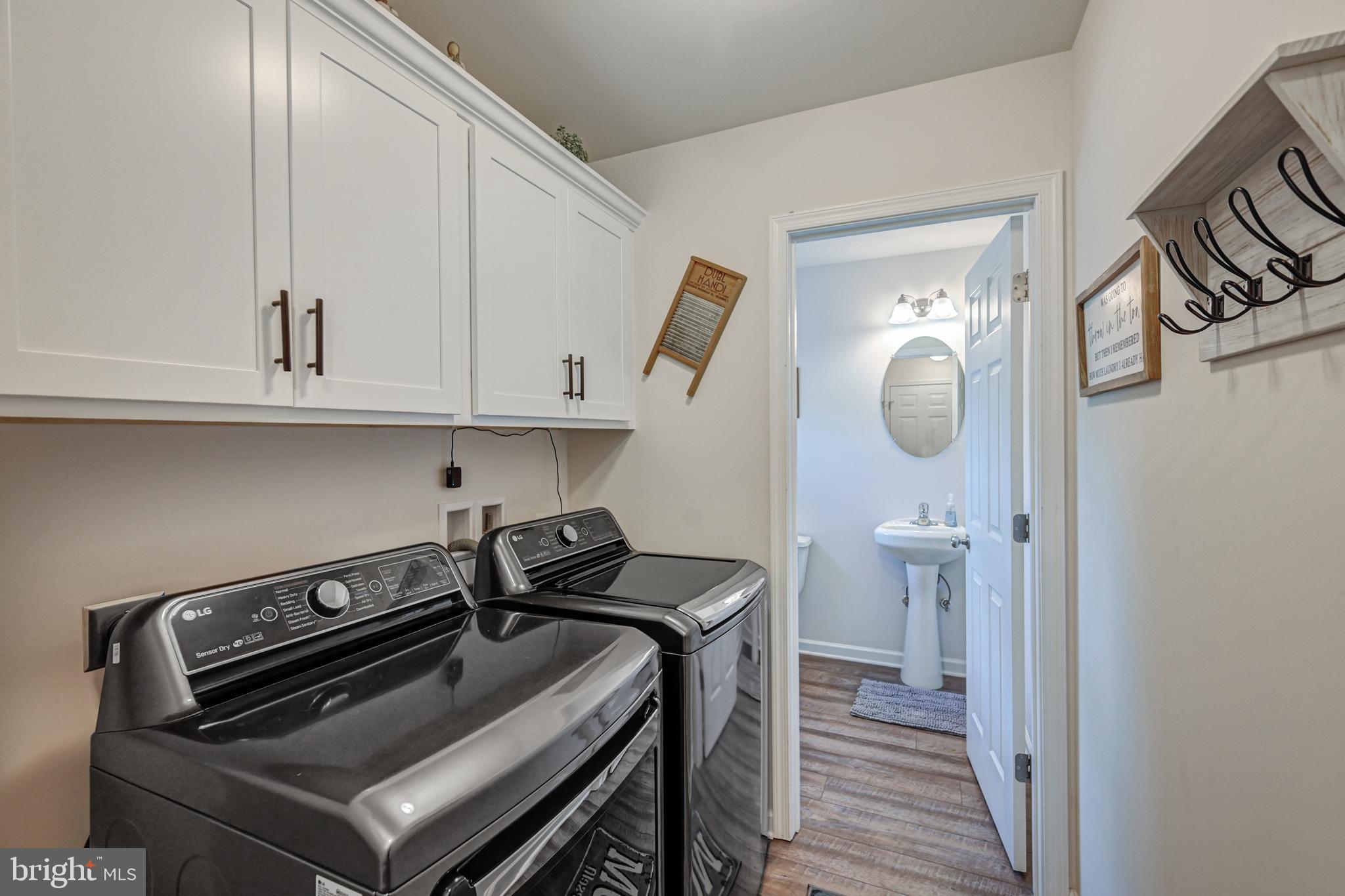 FARM LANE ESTATES - Residential