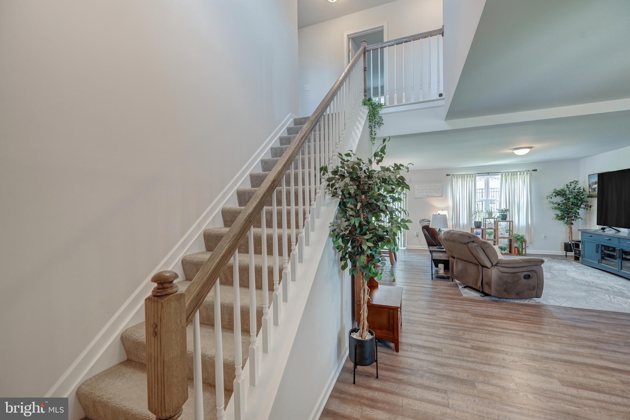 FARM LANE ESTATES - Residential