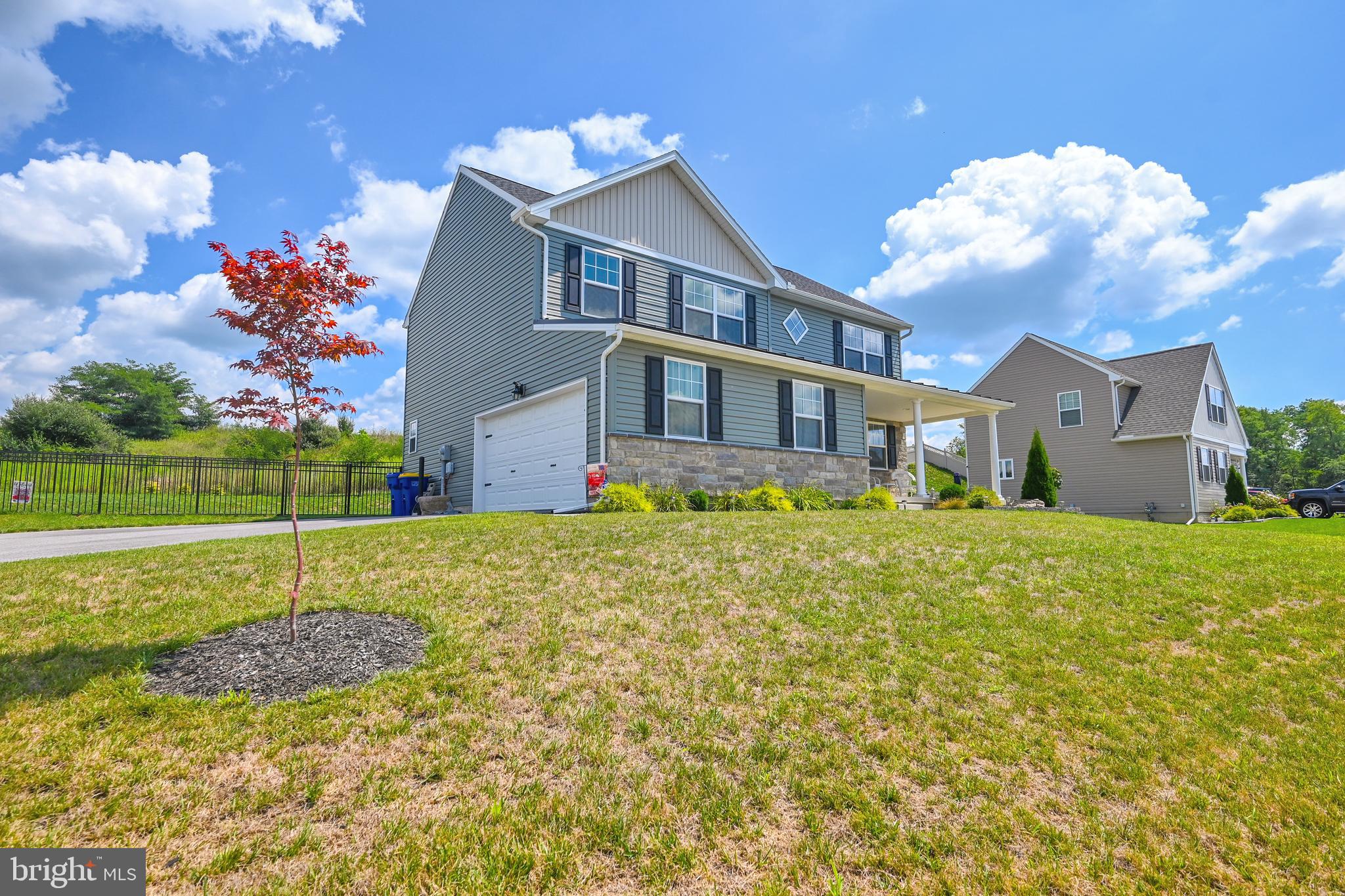 FARM LANE ESTATES - Residential