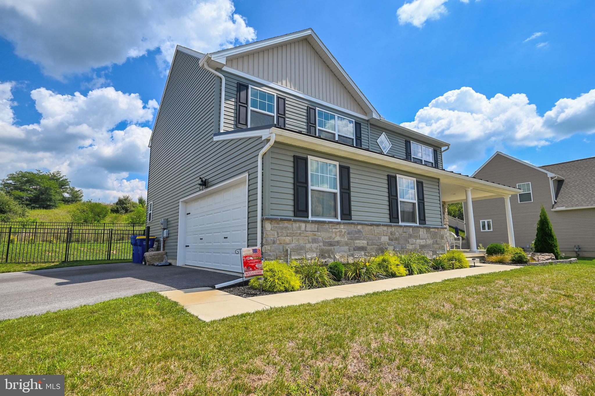 FARM LANE ESTATES - Residential