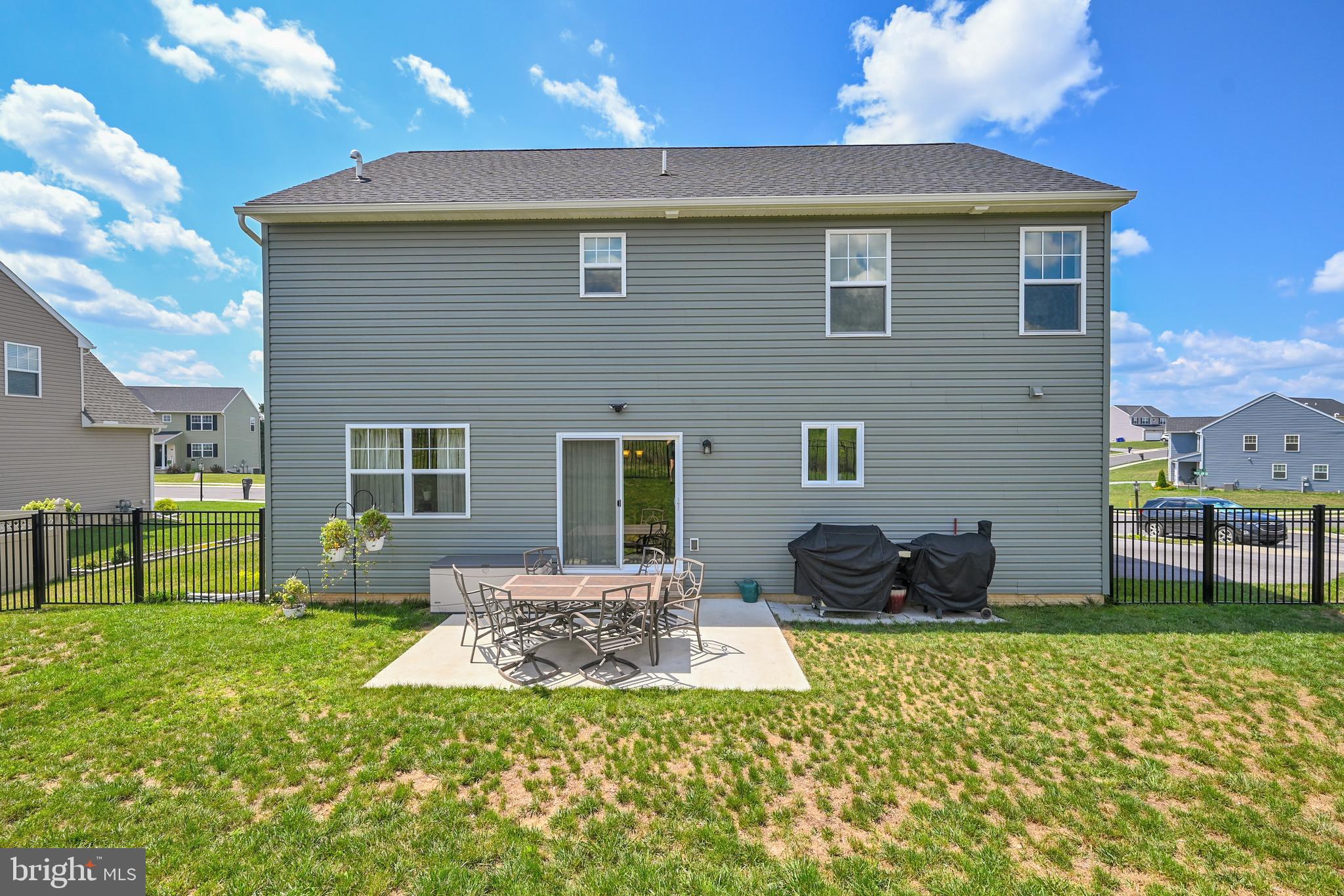 FARM LANE ESTATES - Residential