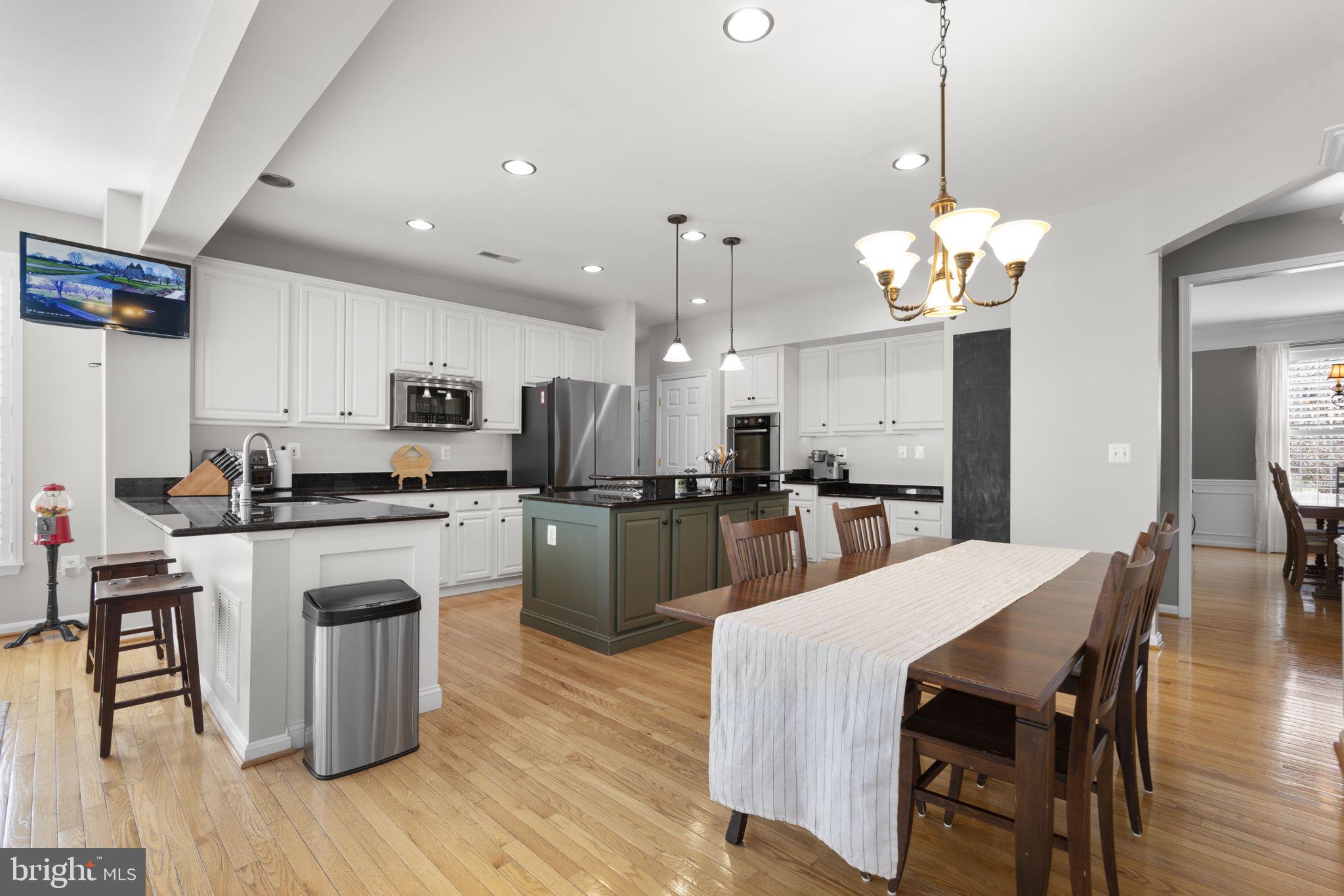 BROOKEFIELD - Residential