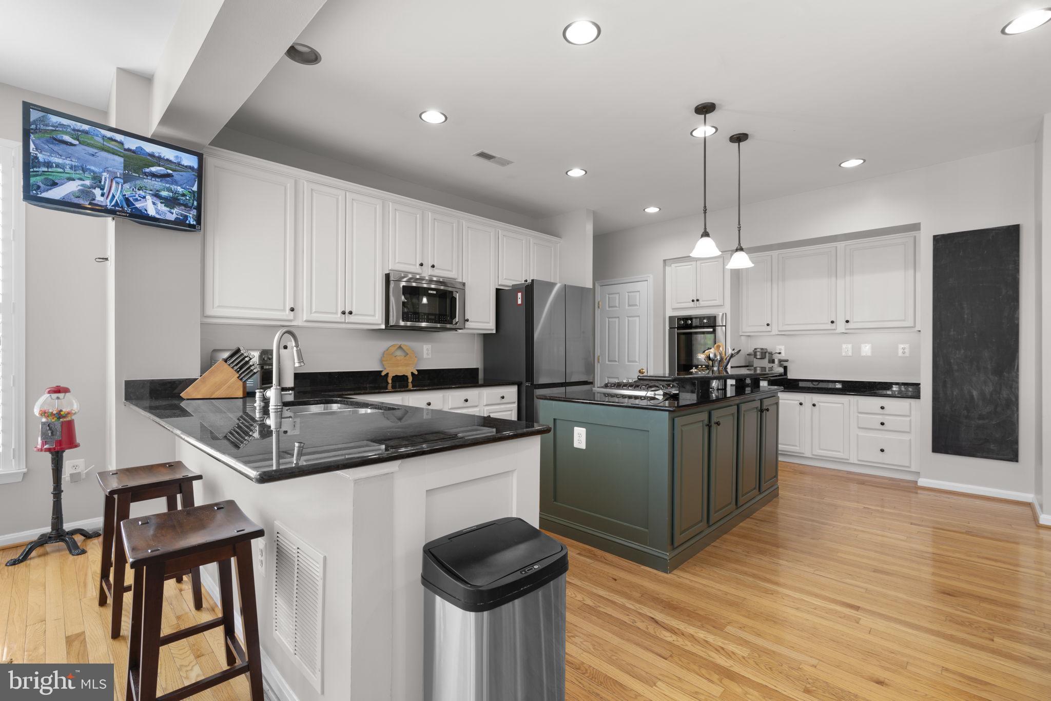 BROOKEFIELD - Residential