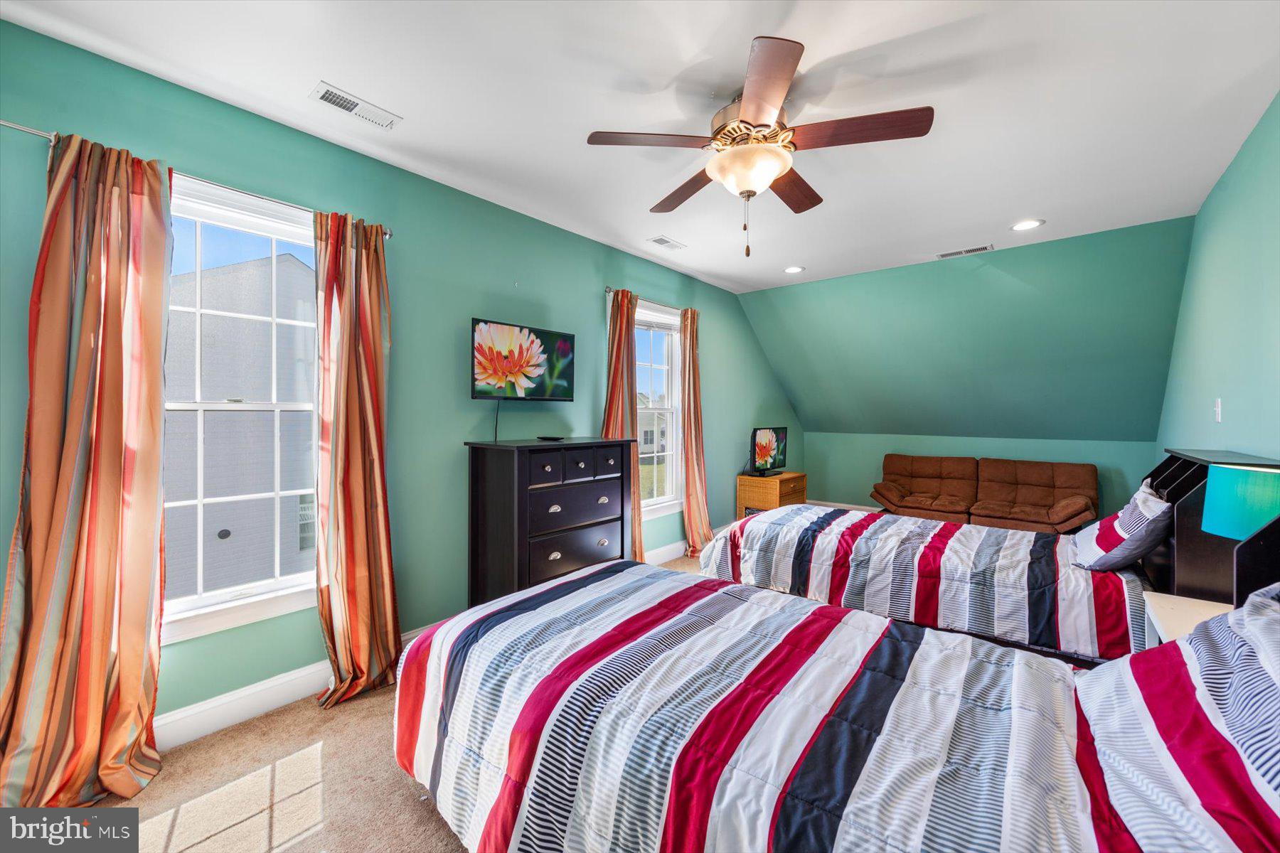 ROWENS MILL - Residential