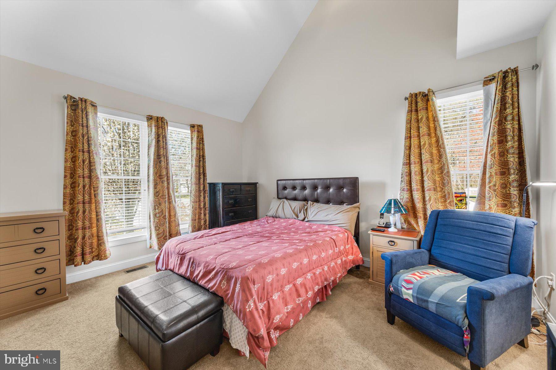 ROWENS MILL - Residential