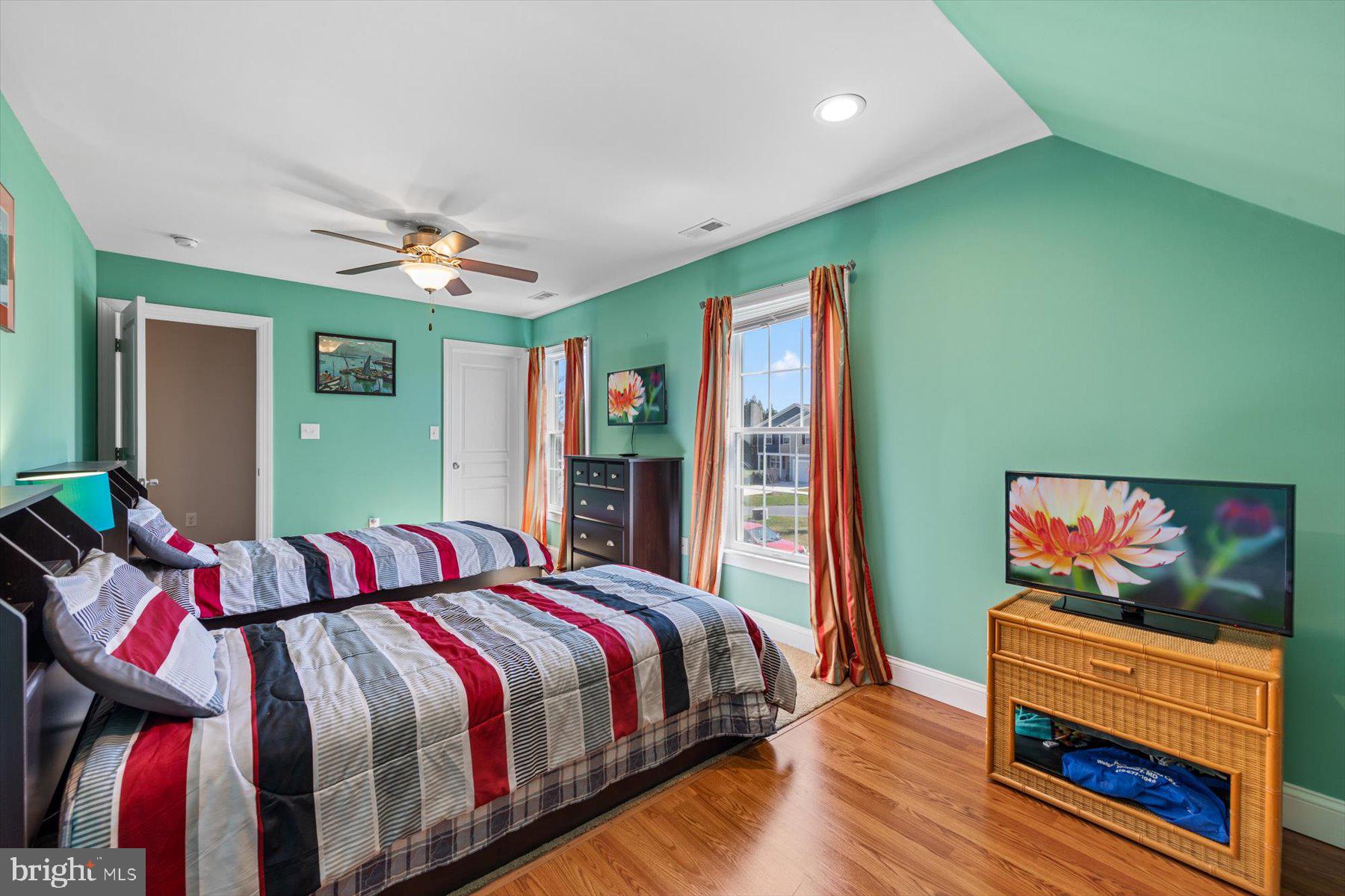 ROWENS MILL - Residential