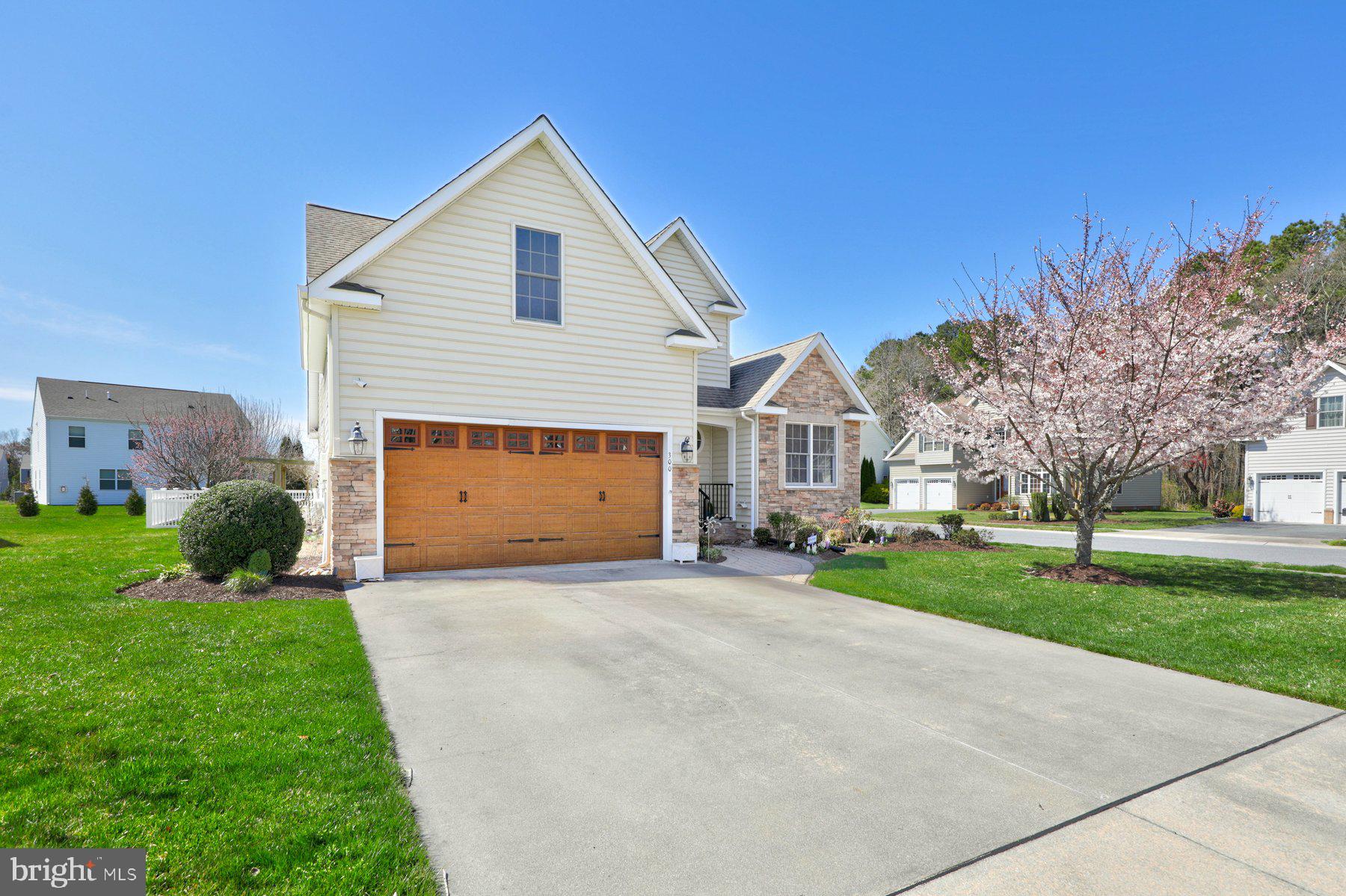 ROWENS MILL - Residential