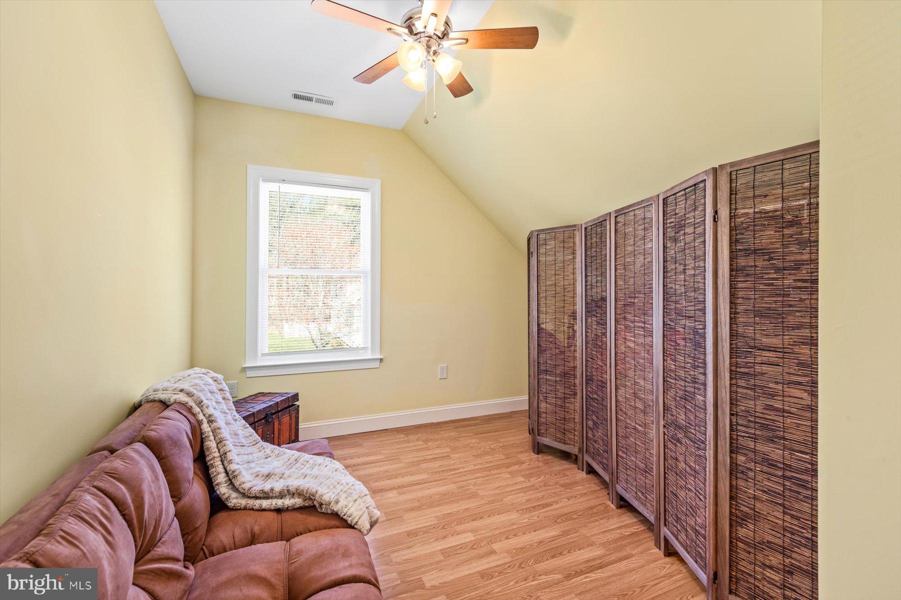 ROWENS MILL - Residential