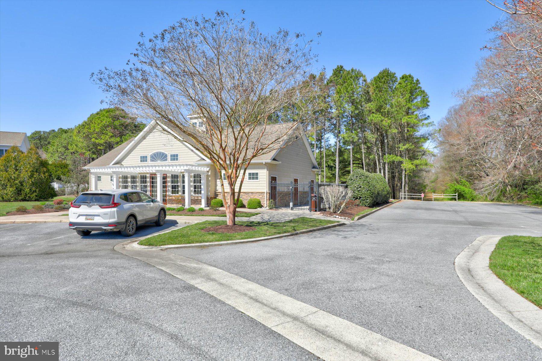 ROWENS MILL - Residential