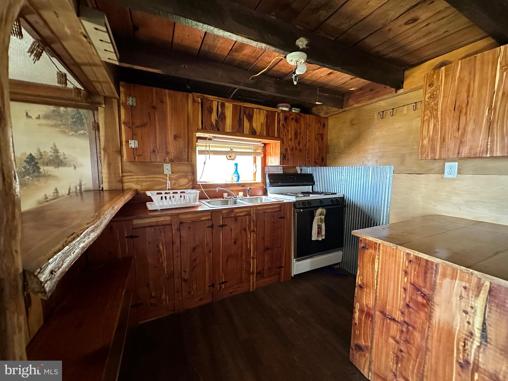 NONE-UNRESTRICTED - Residential