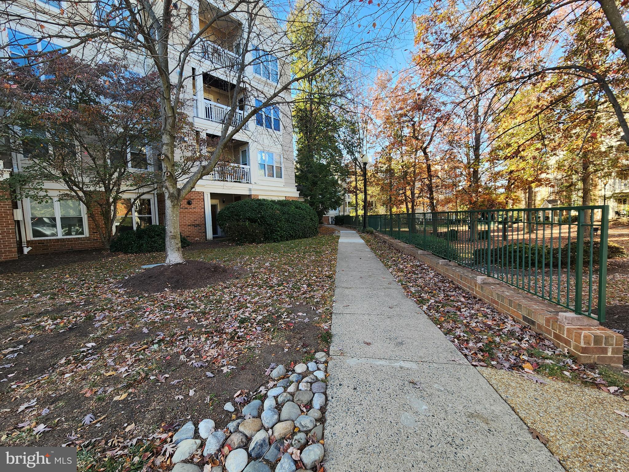 WORLDGATE CONDO - Residential Lease