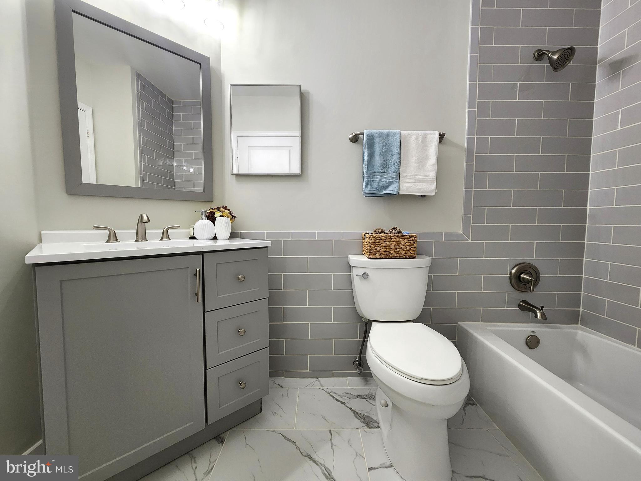 WORLDGATE CONDO - Residential Lease