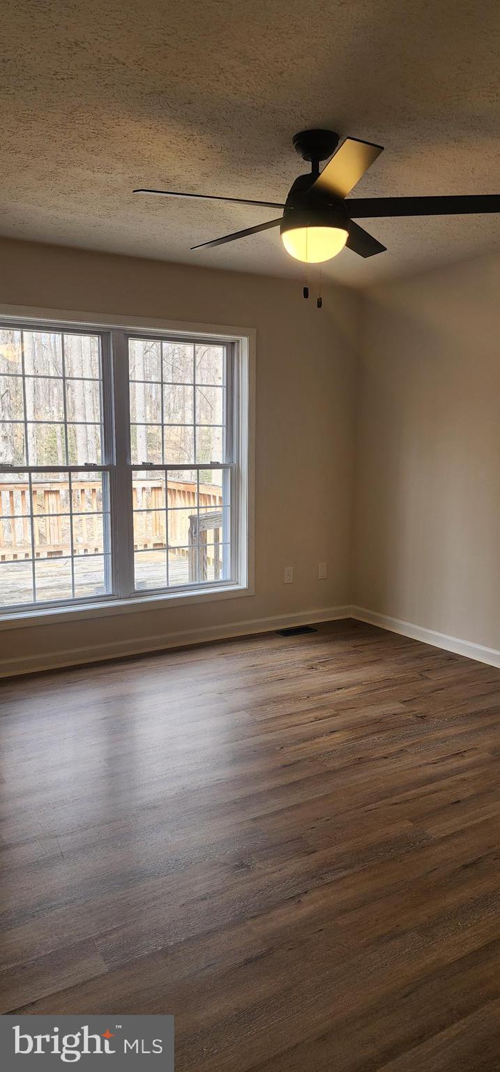 HARTLAKE ESTATES - Residential Lease