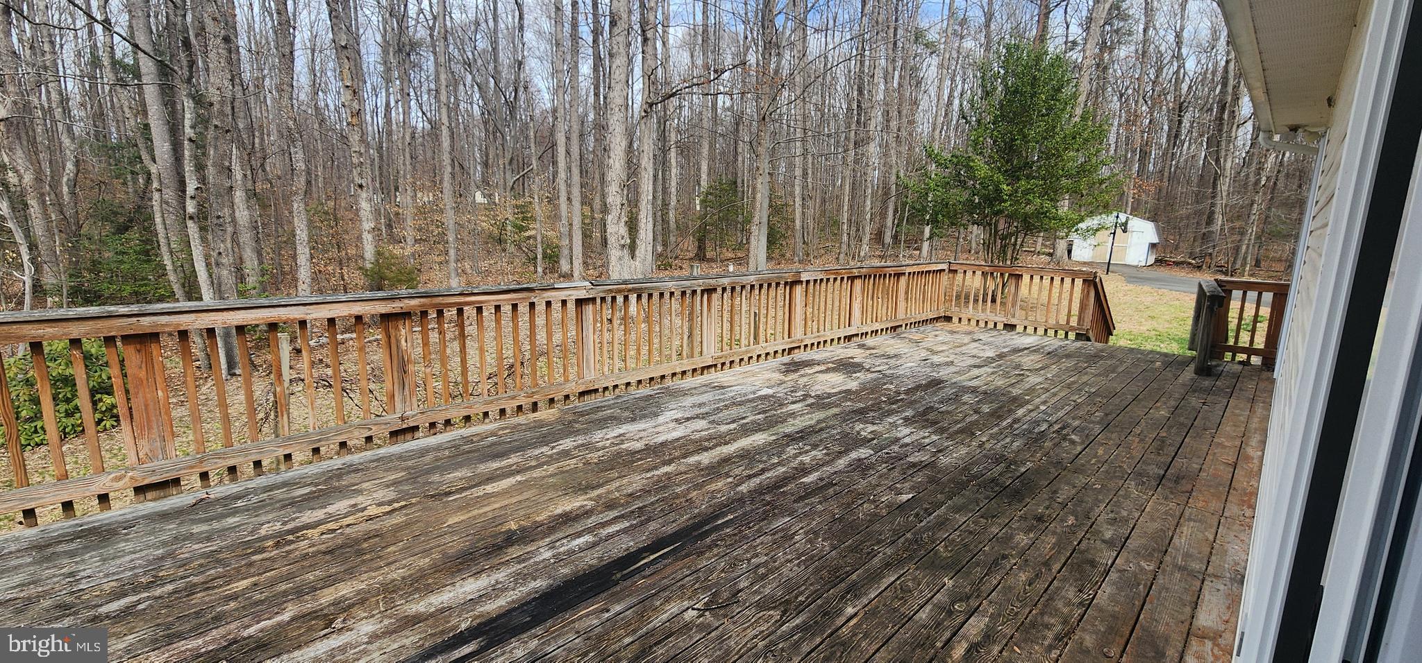 HARTLAKE ESTATES - Residential Lease