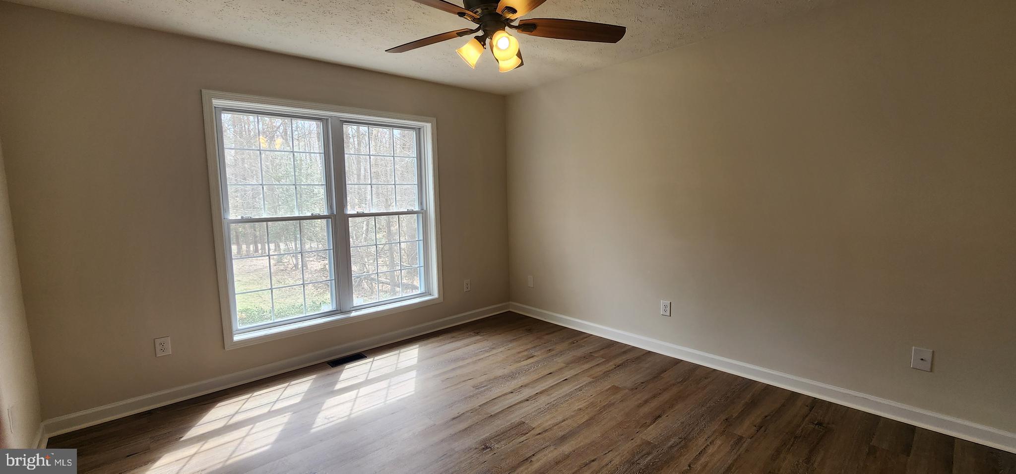 HARTLAKE ESTATES - Residential Lease