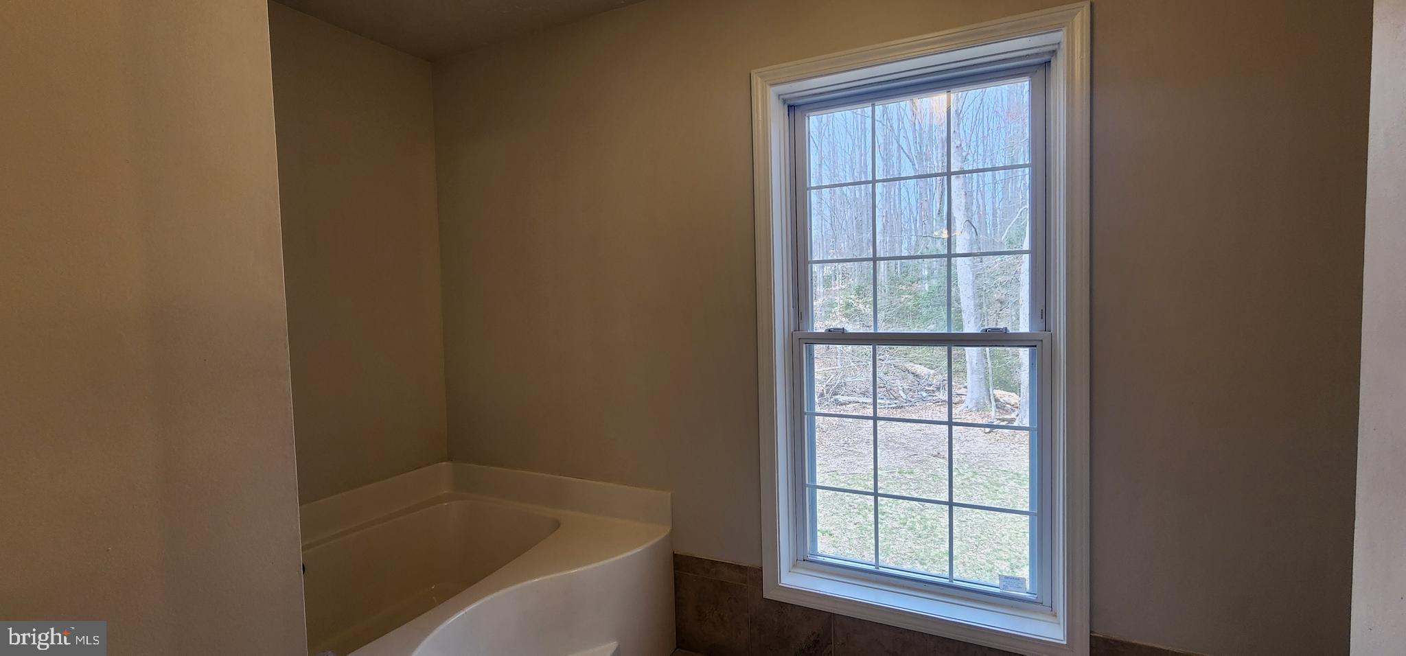 HARTLAKE ESTATES - Residential Lease