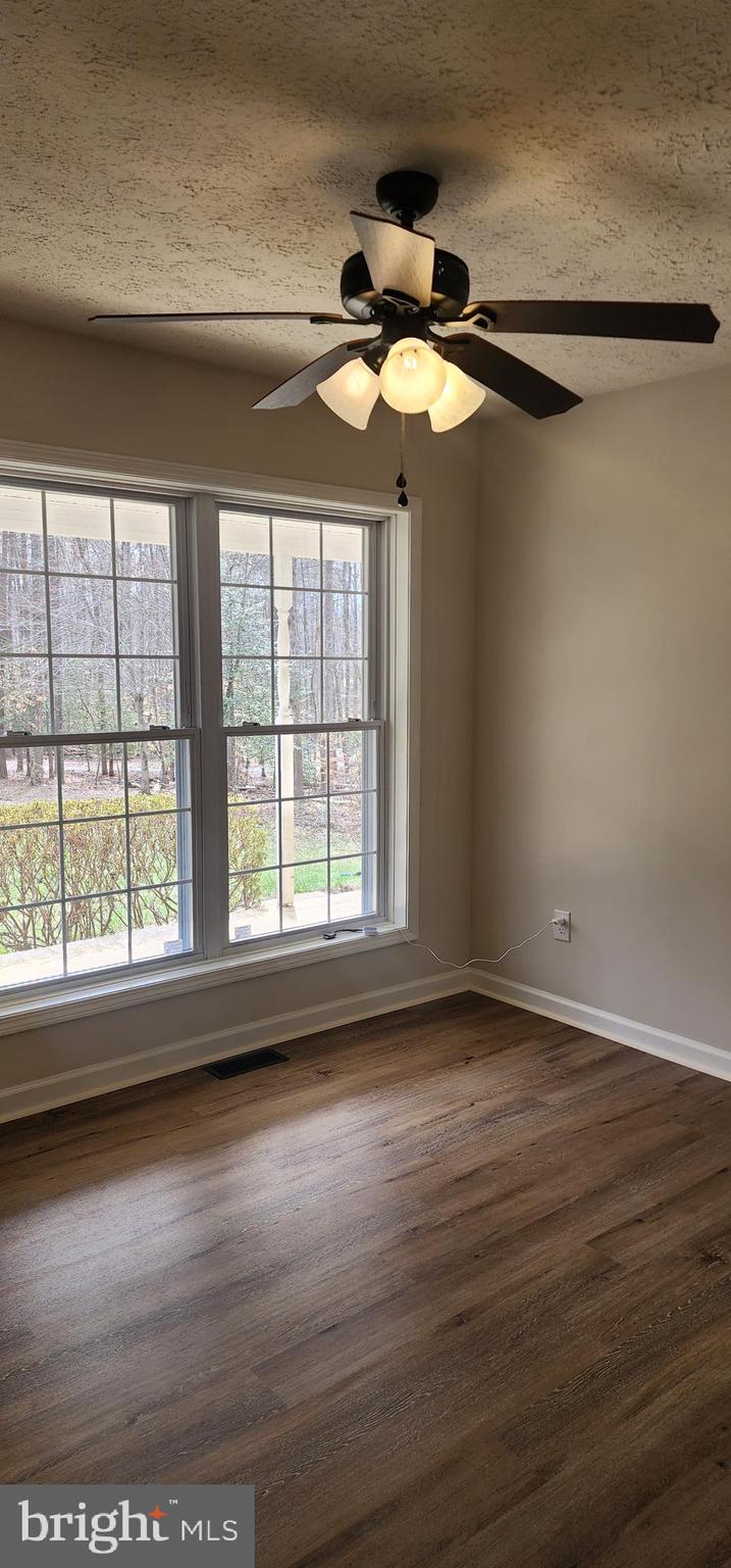 HARTLAKE ESTATES - Residential Lease