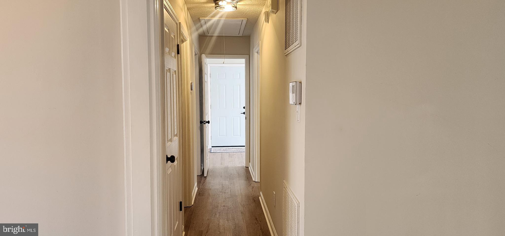 HARTLAKE ESTATES - Residential Lease