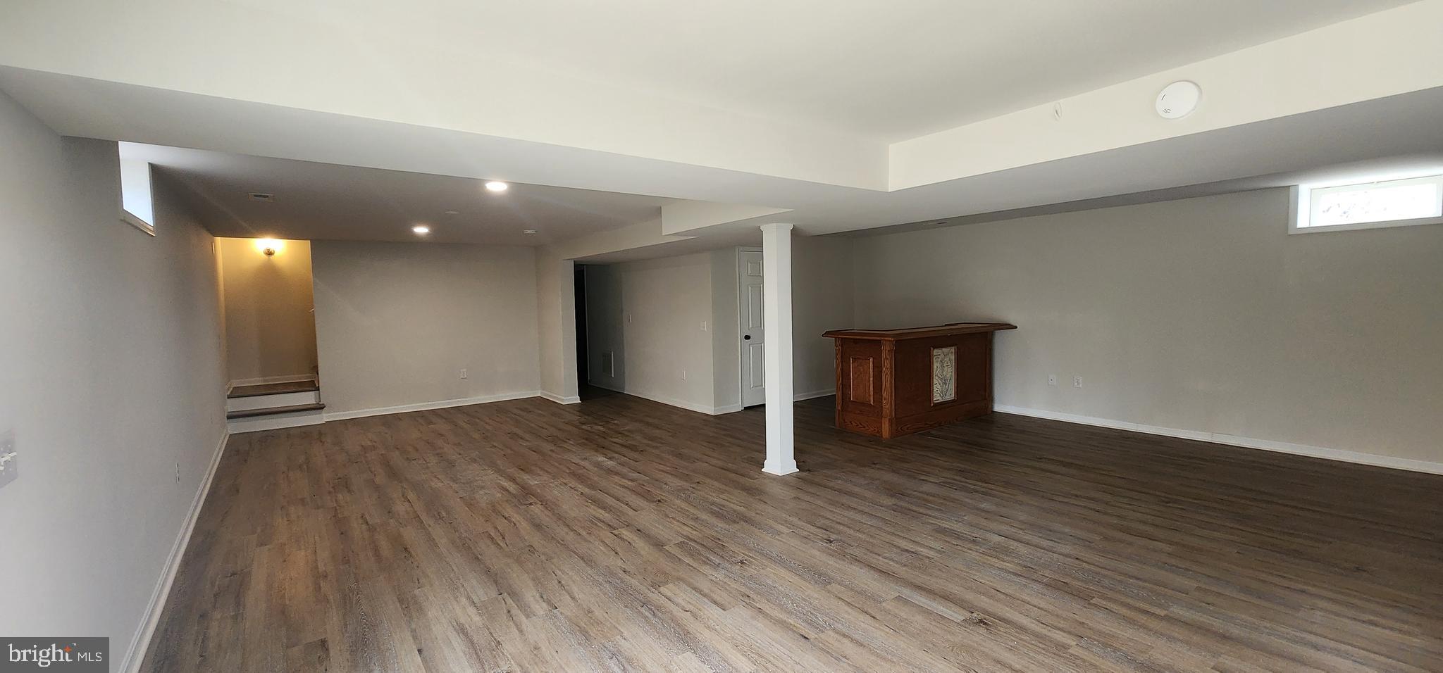 HARTLAKE ESTATES - Residential Lease