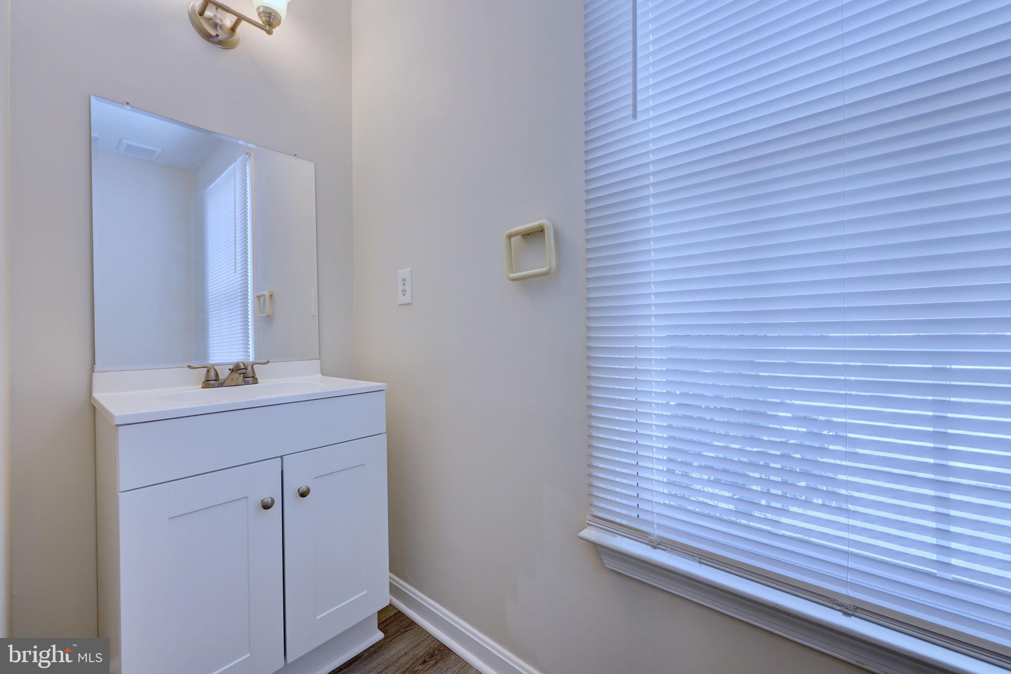 KINGSTOWNE - Residential