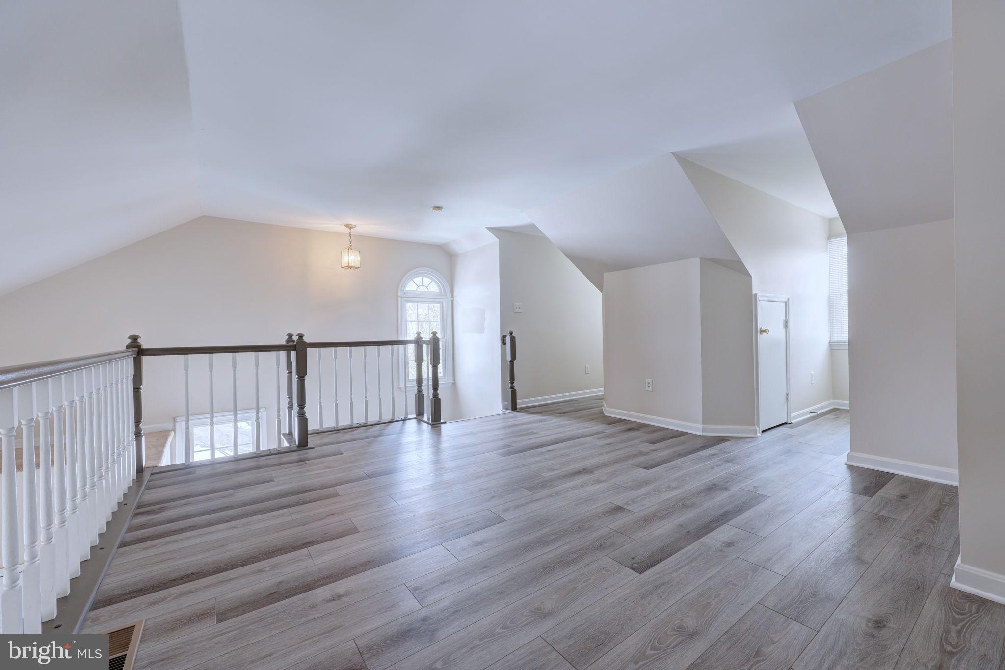 KINGSTOWNE - Residential