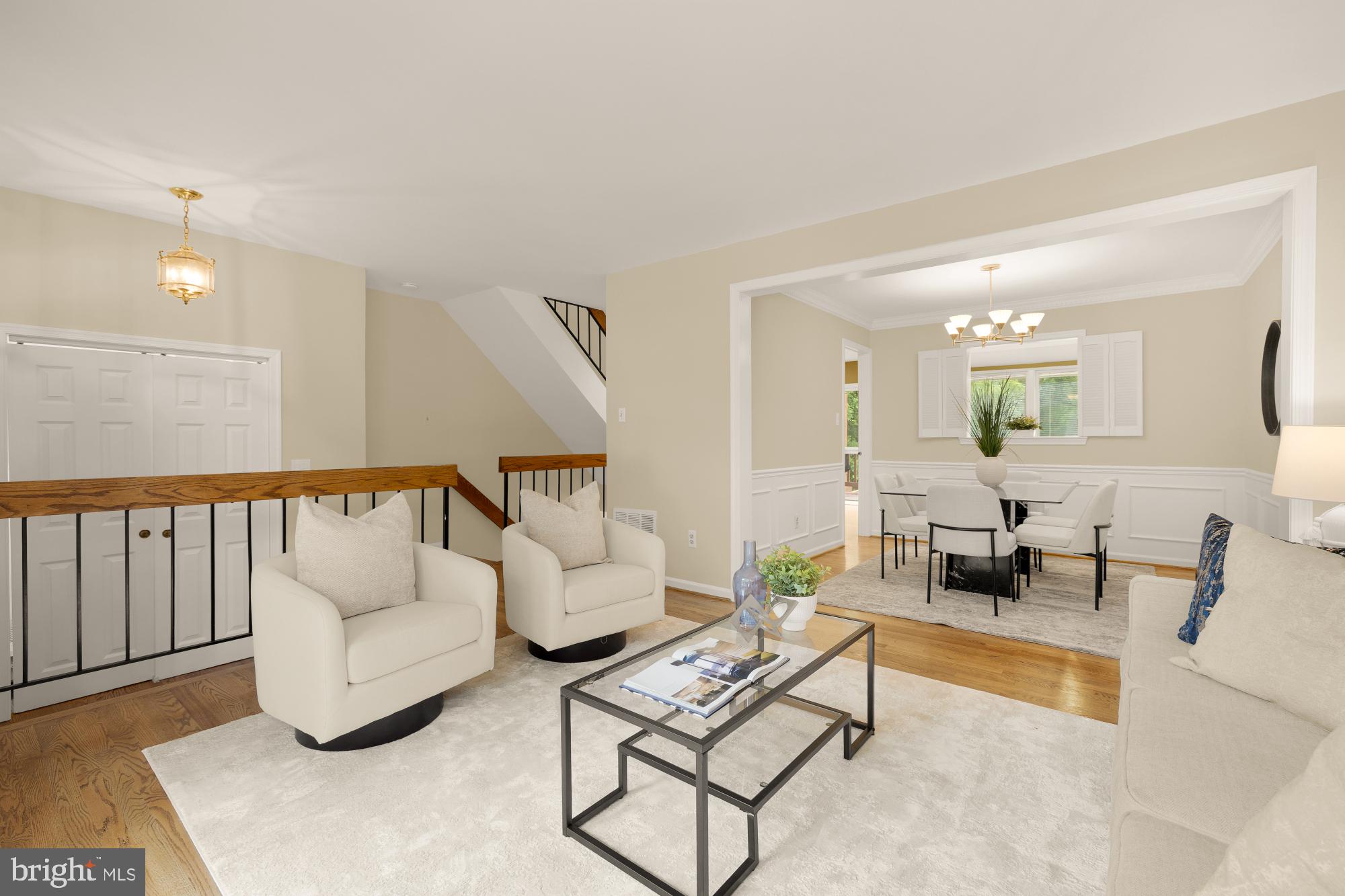 1937 HICKORY HILL LANE