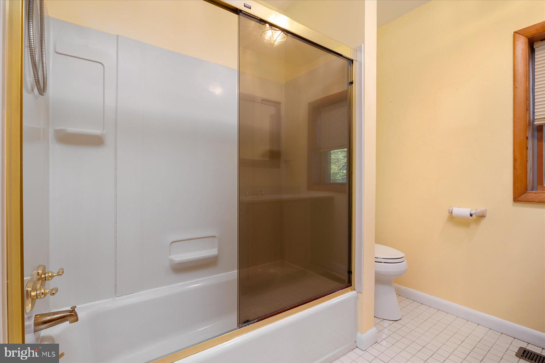 LELAND FARM - Residential