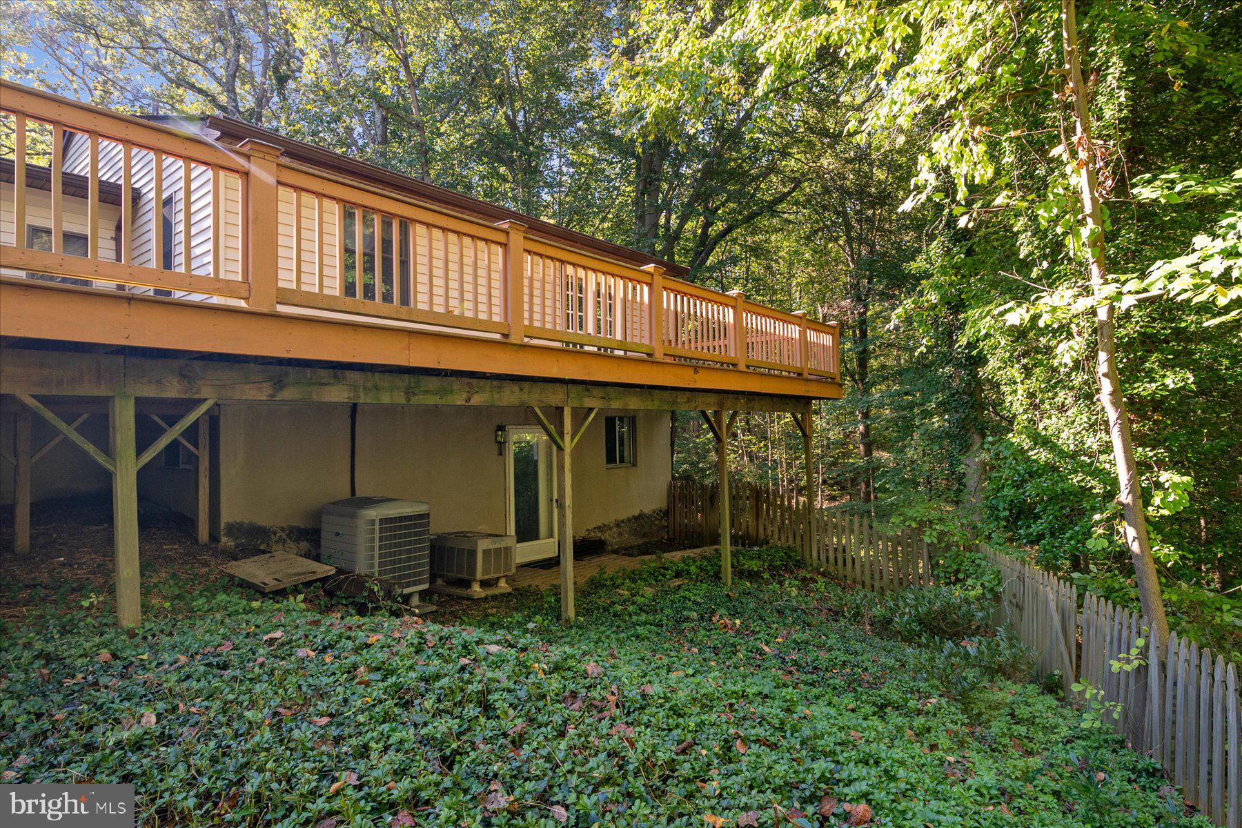 LELAND FARM - Residential