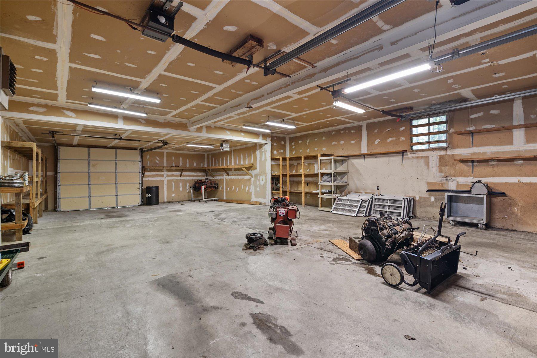 LELAND FARM - Residential