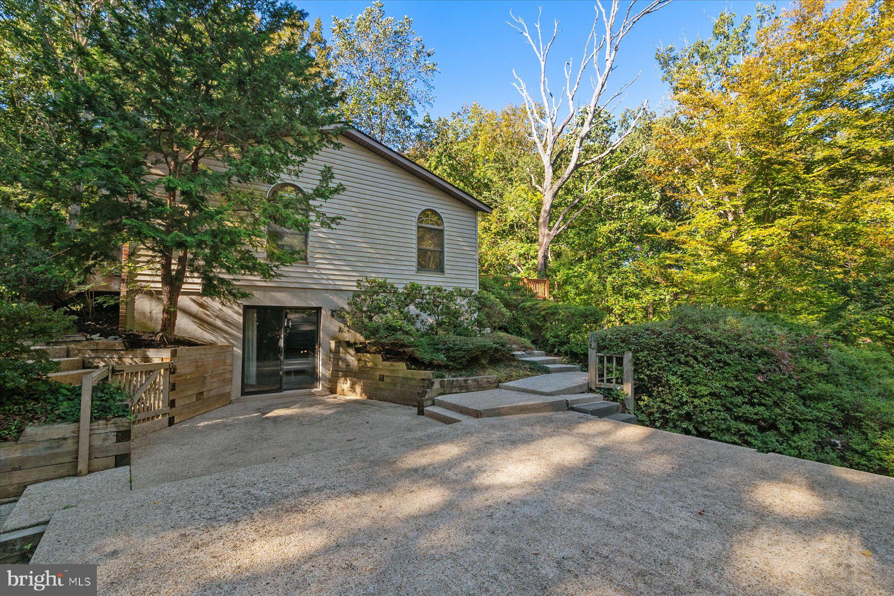 LELAND FARM - Residential