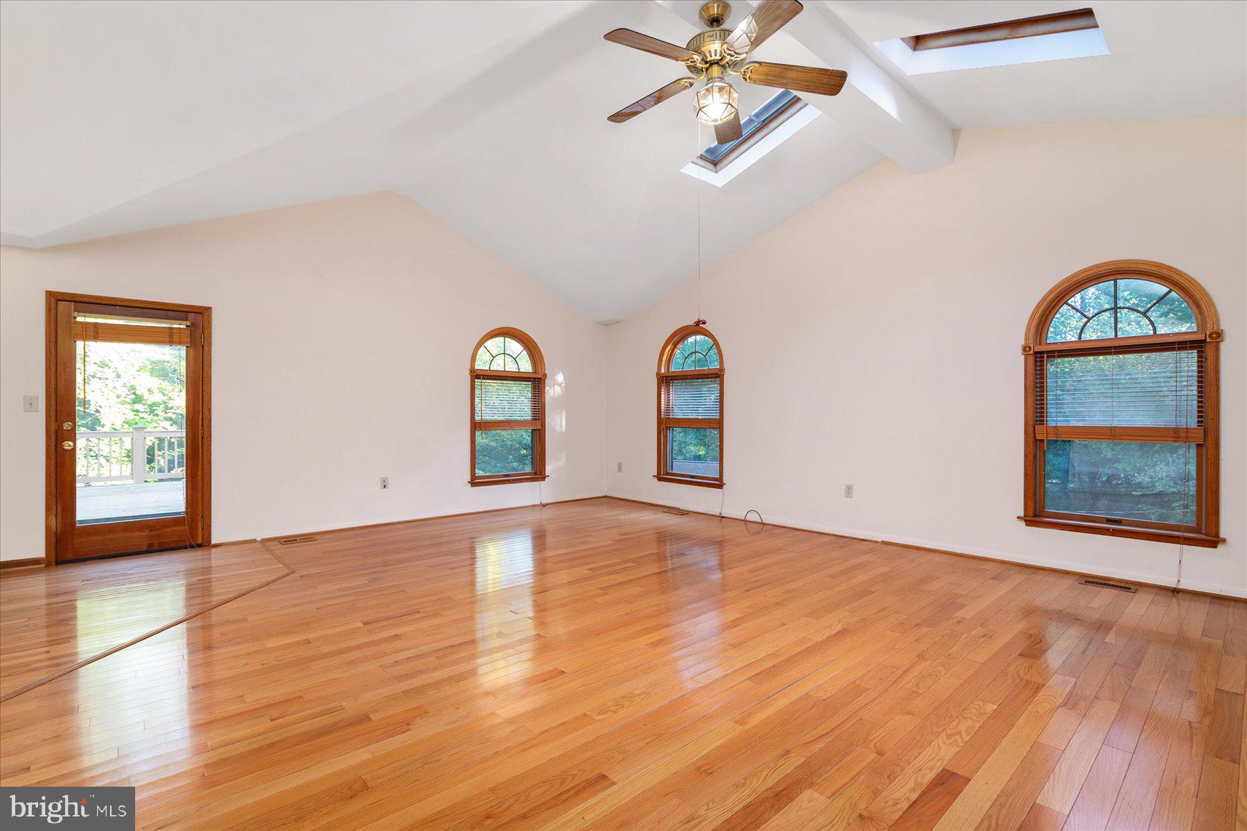 LELAND FARM - Residential