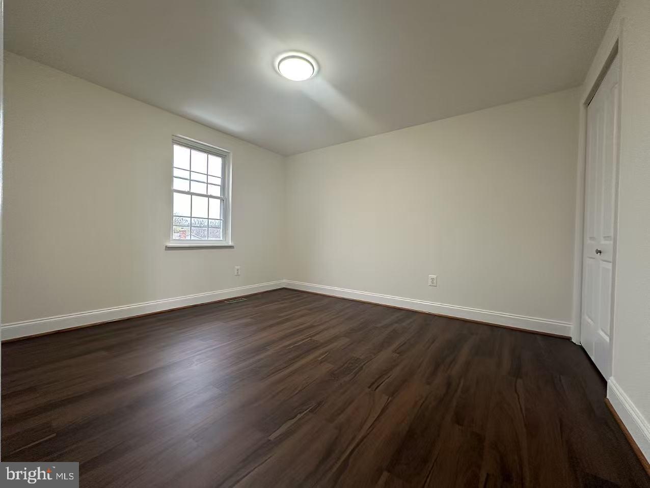 WOODBRIDGE VALLEY - Residential