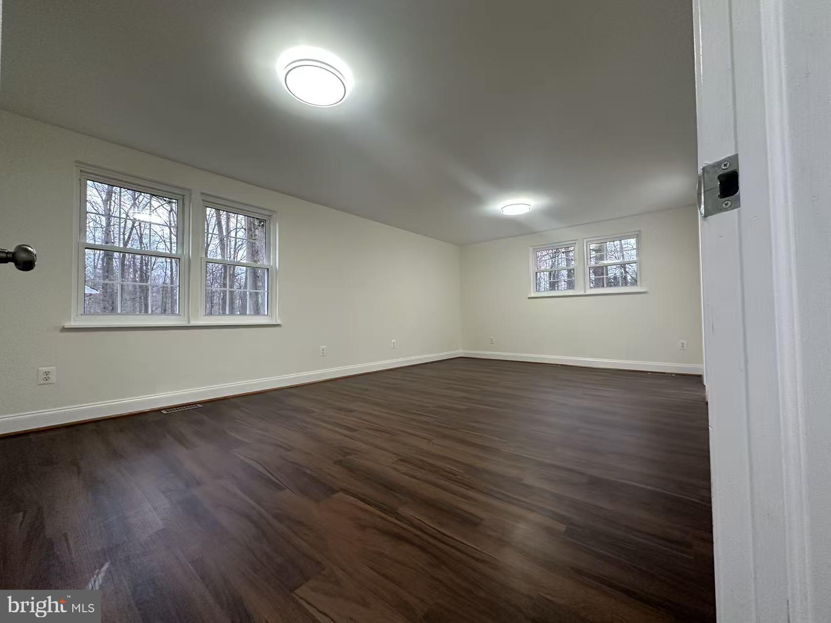 WOODBRIDGE VALLEY - Residential