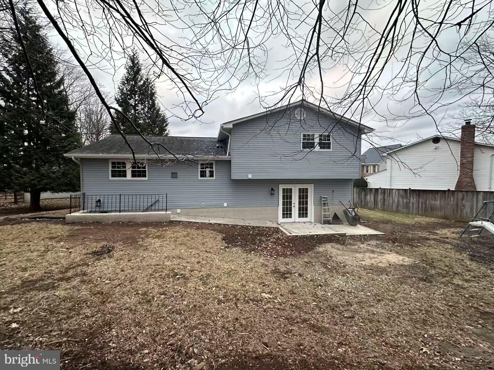 WOODBRIDGE VALLEY - Residential