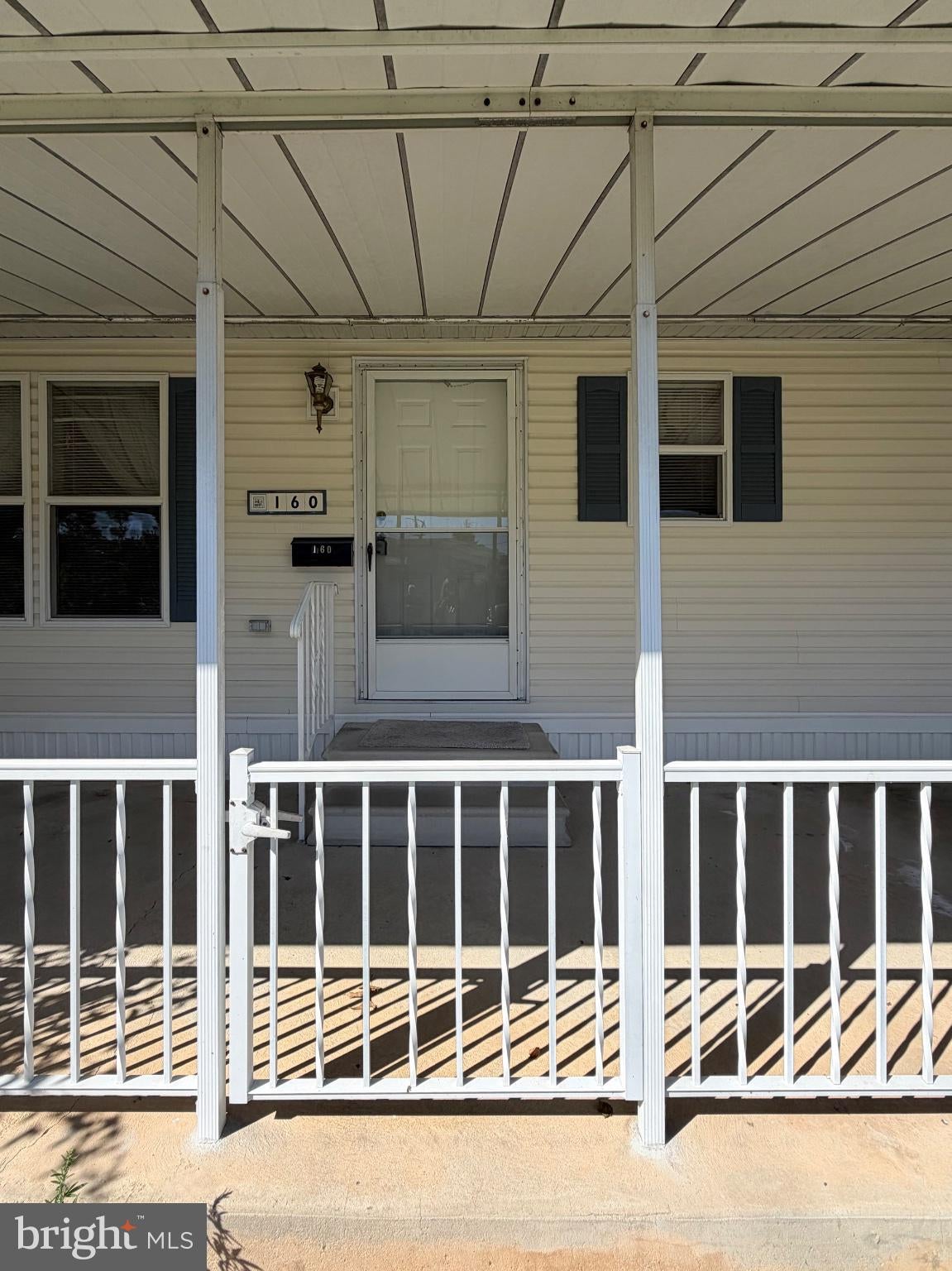 160 FOURTH AVENUE