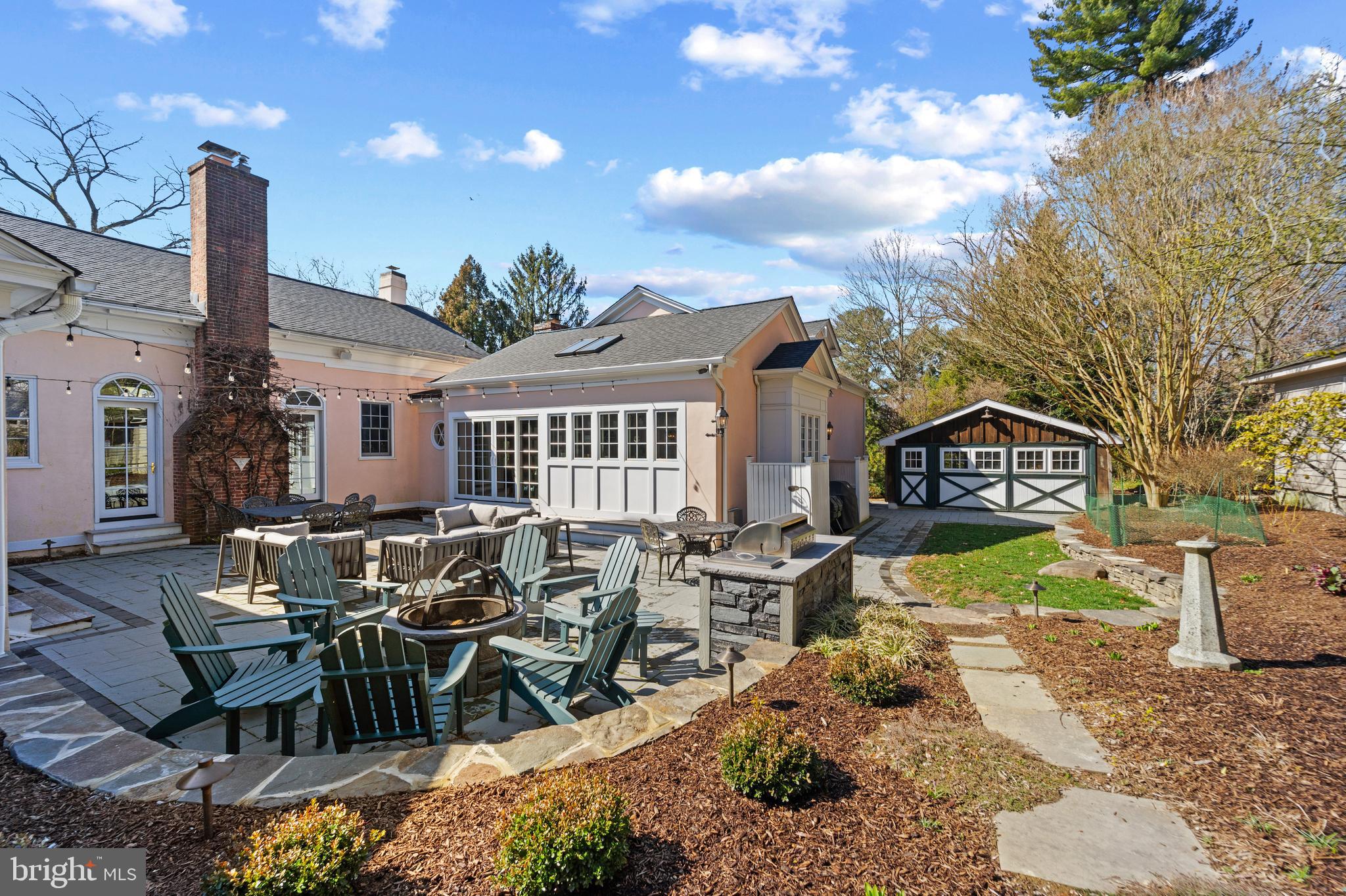 RUXTON - Residential