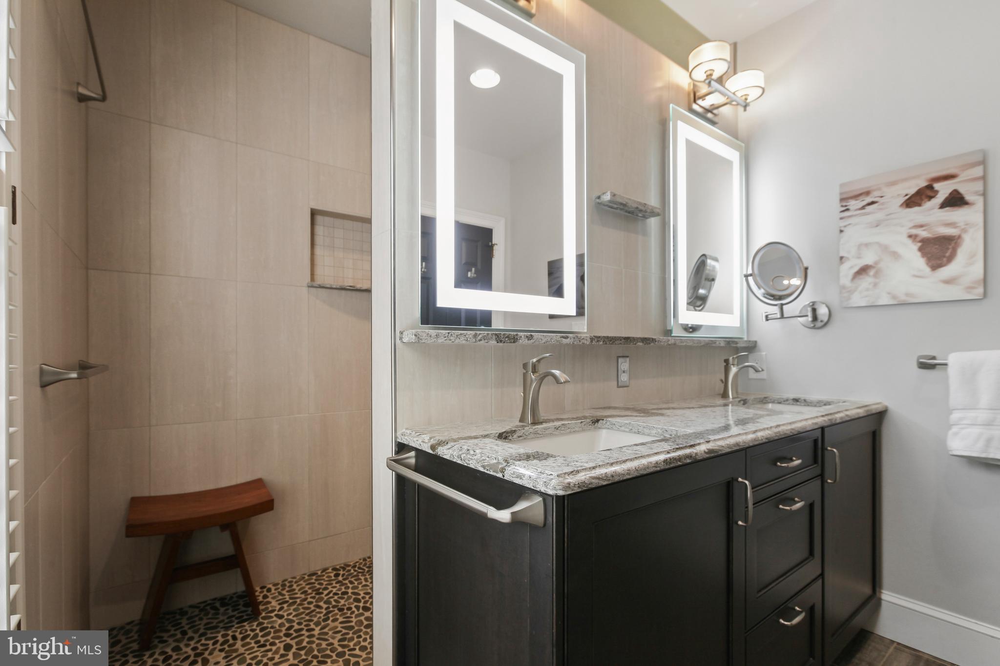 RUXTON - Residential