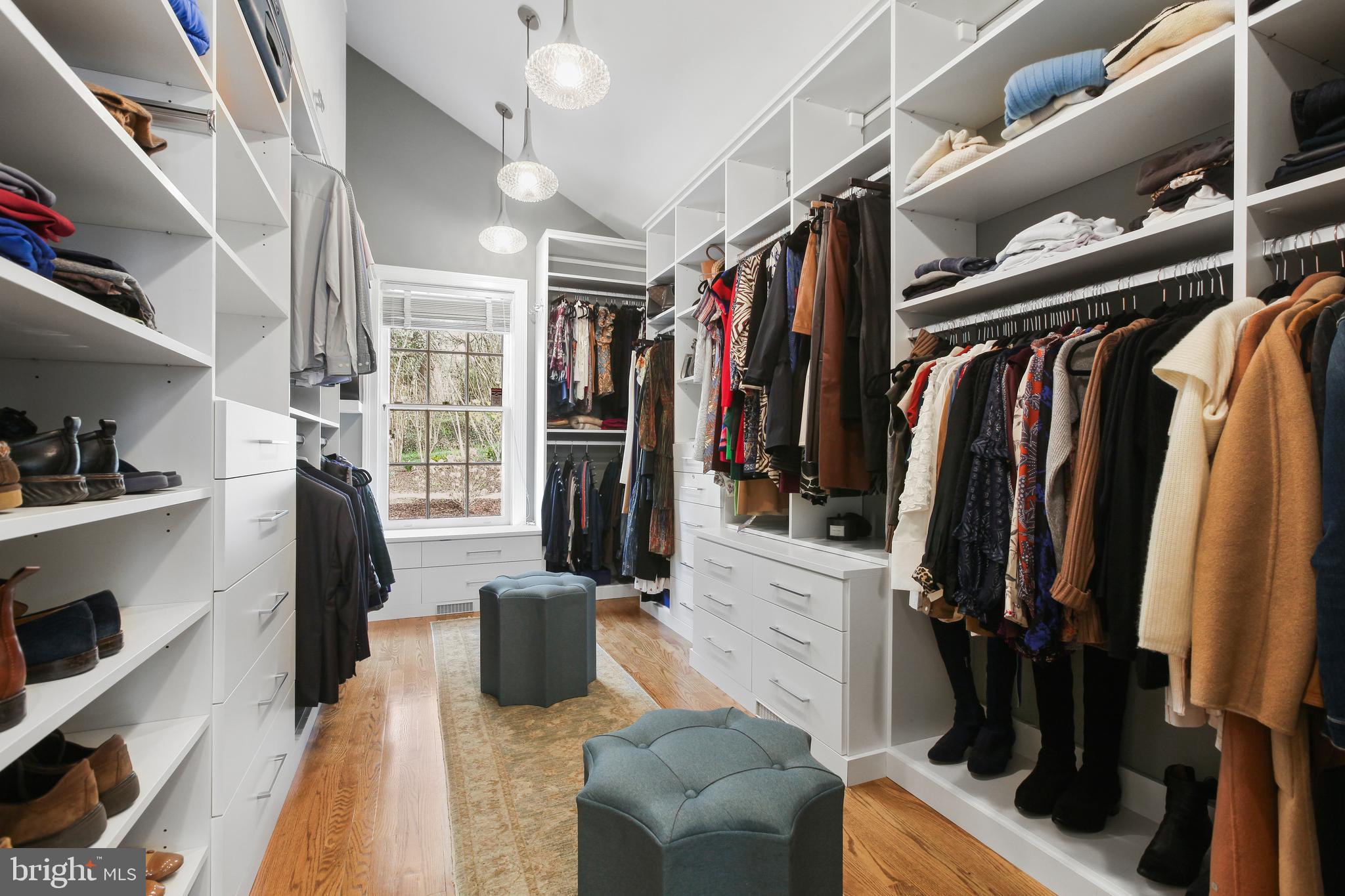 RUXTON - Residential