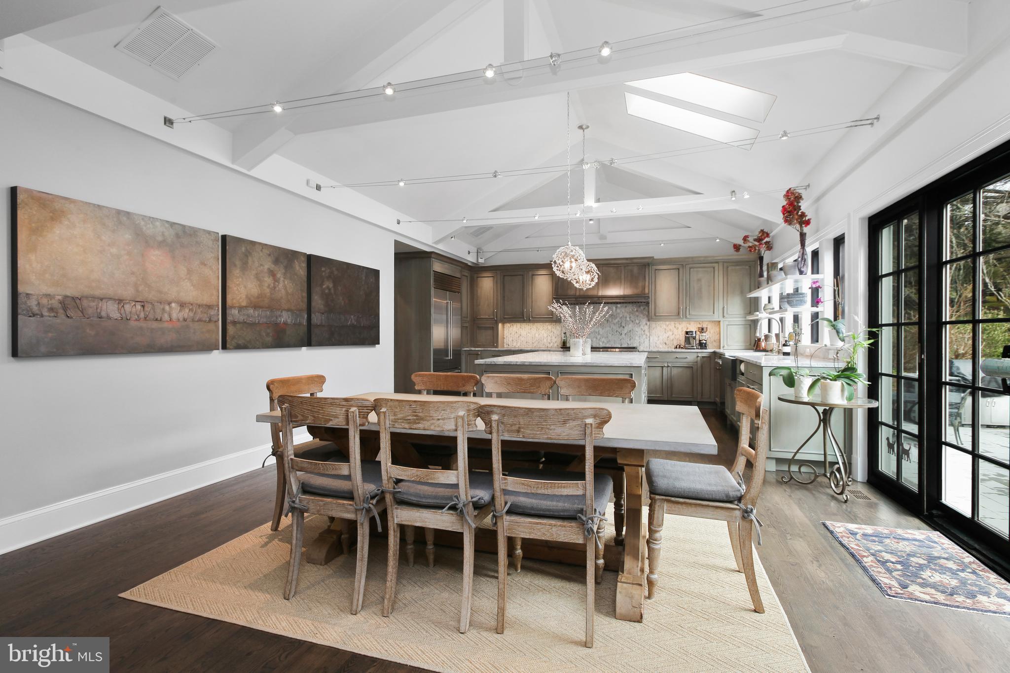 RUXTON - Residential