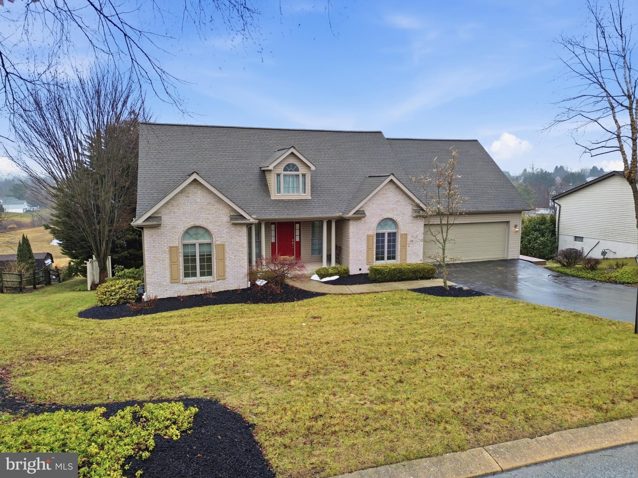 STEWARTSTOWN STATION - Residential