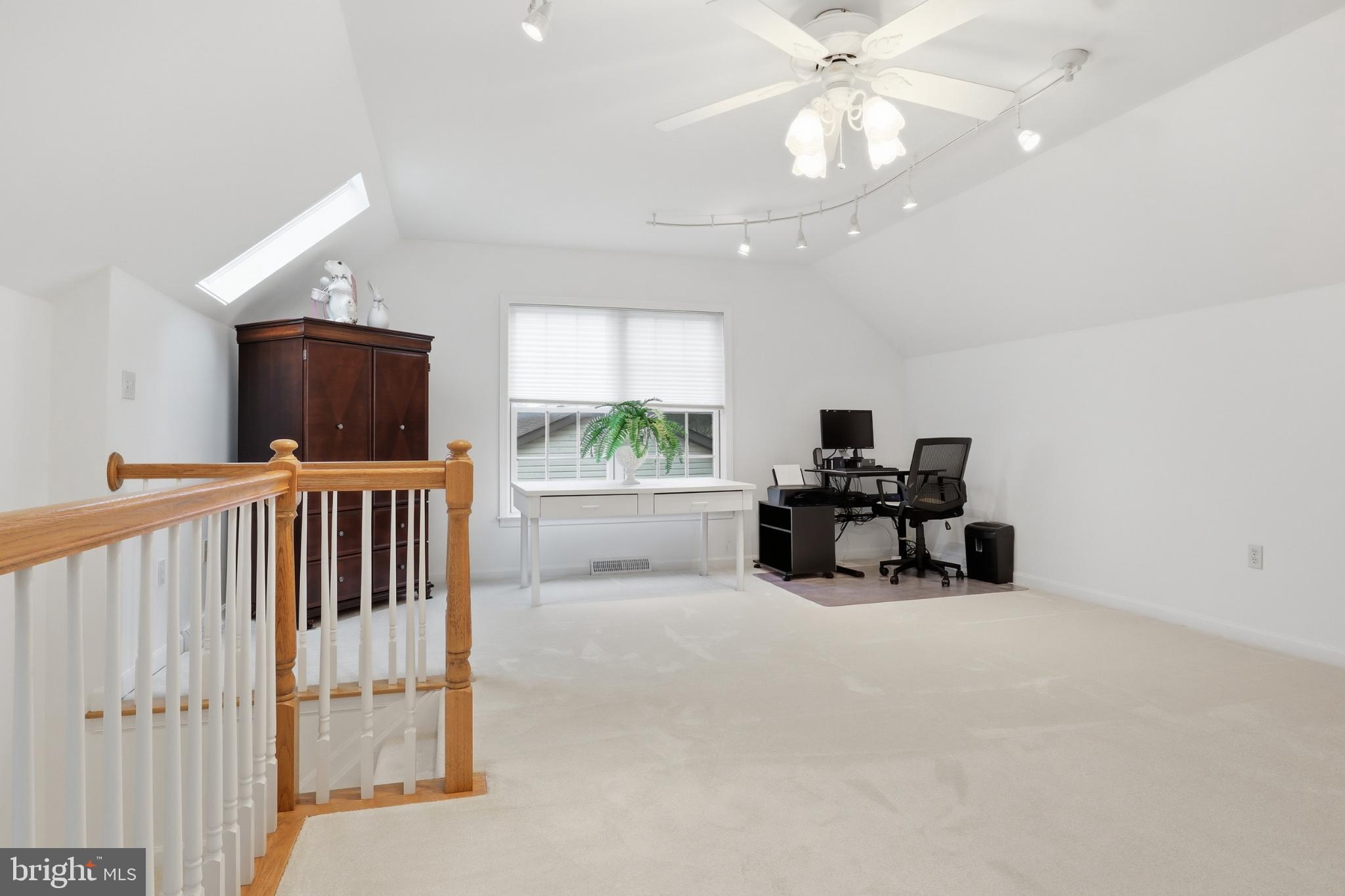 STEWARTSTOWN STATION - Residential