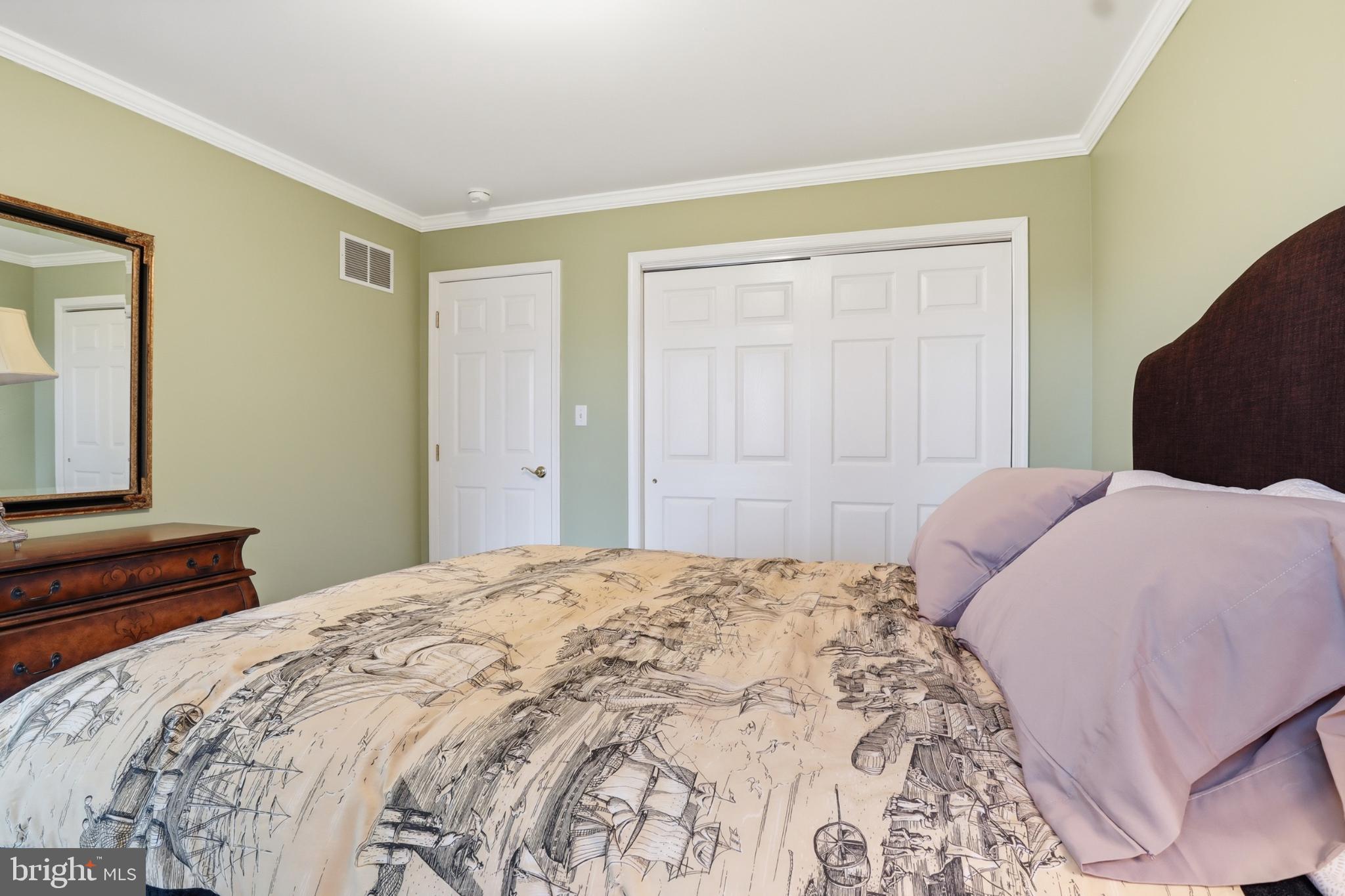 STEWARTSTOWN STATION - Residential