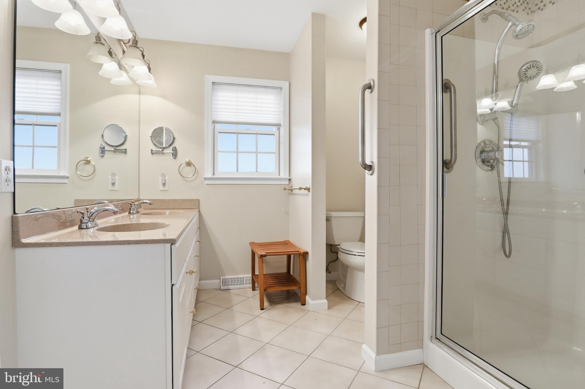 STEWARTSTOWN STATION - Residential