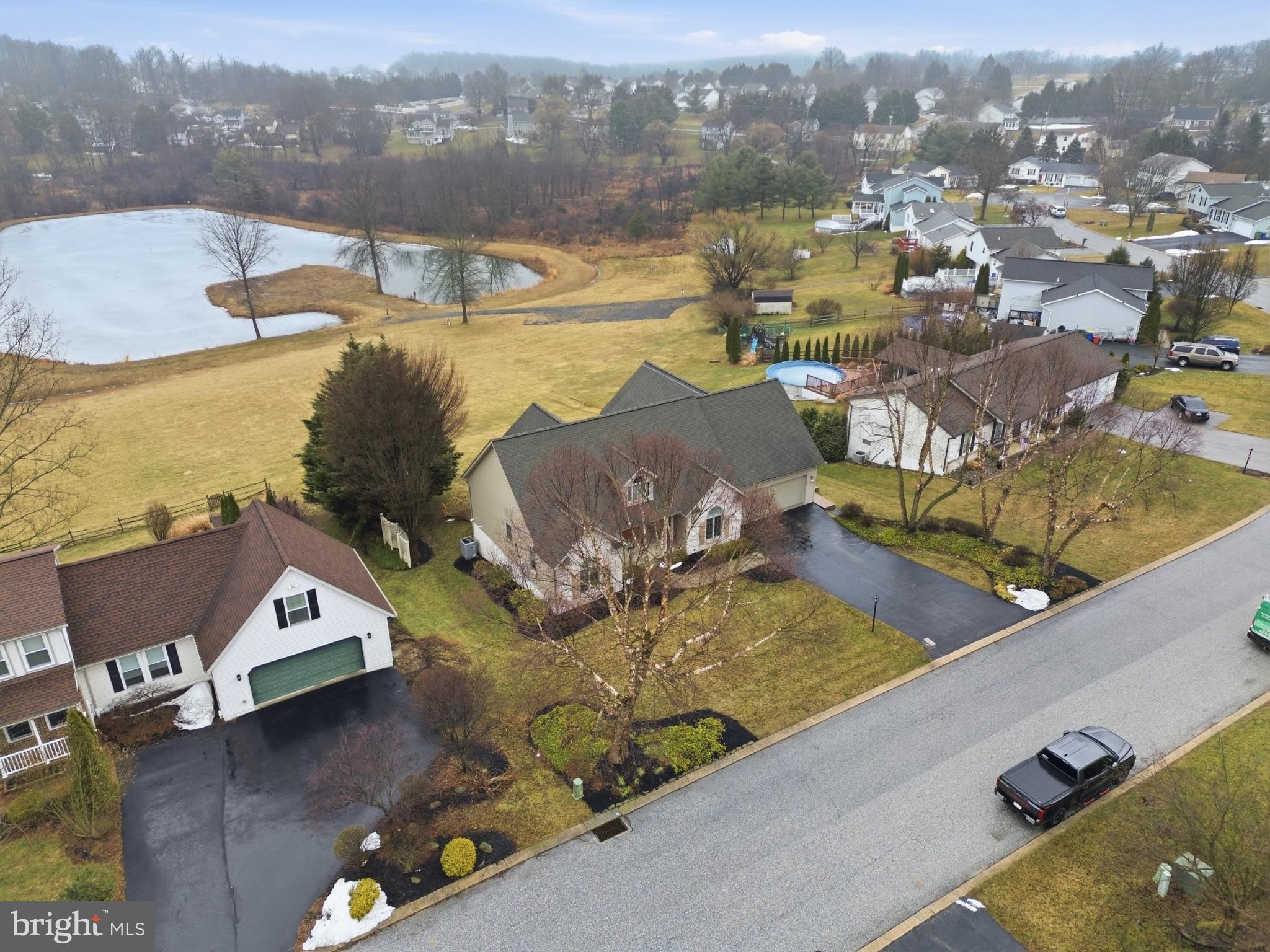 STEWARTSTOWN STATION - Residential