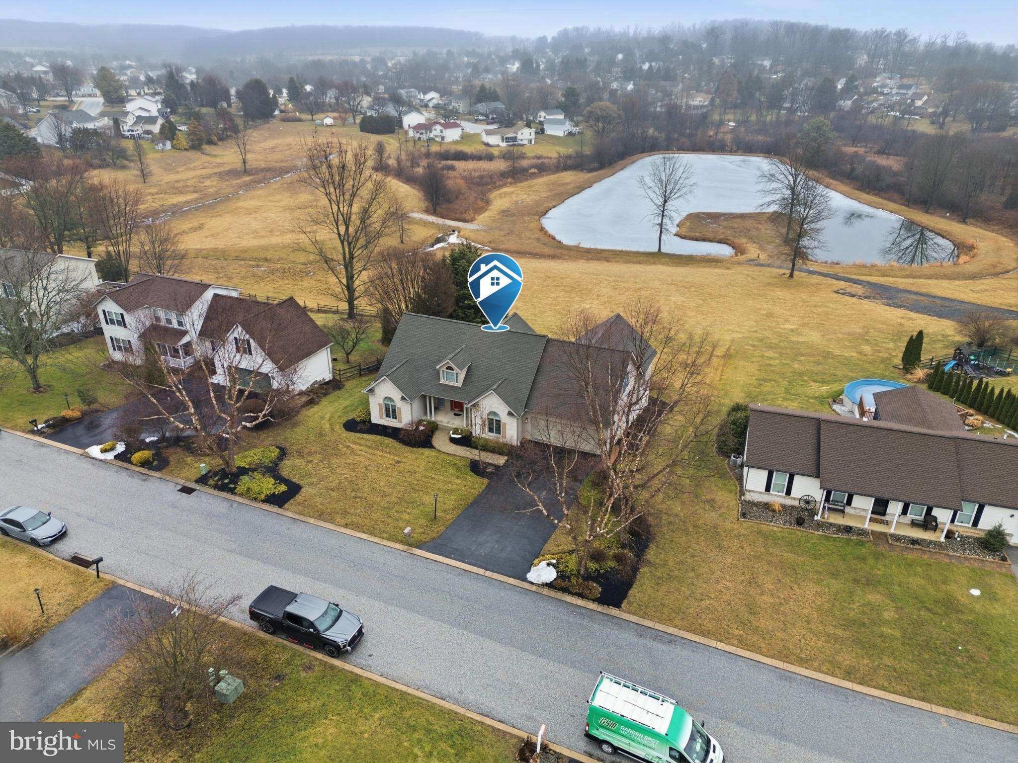 STEWARTSTOWN STATION - Residential