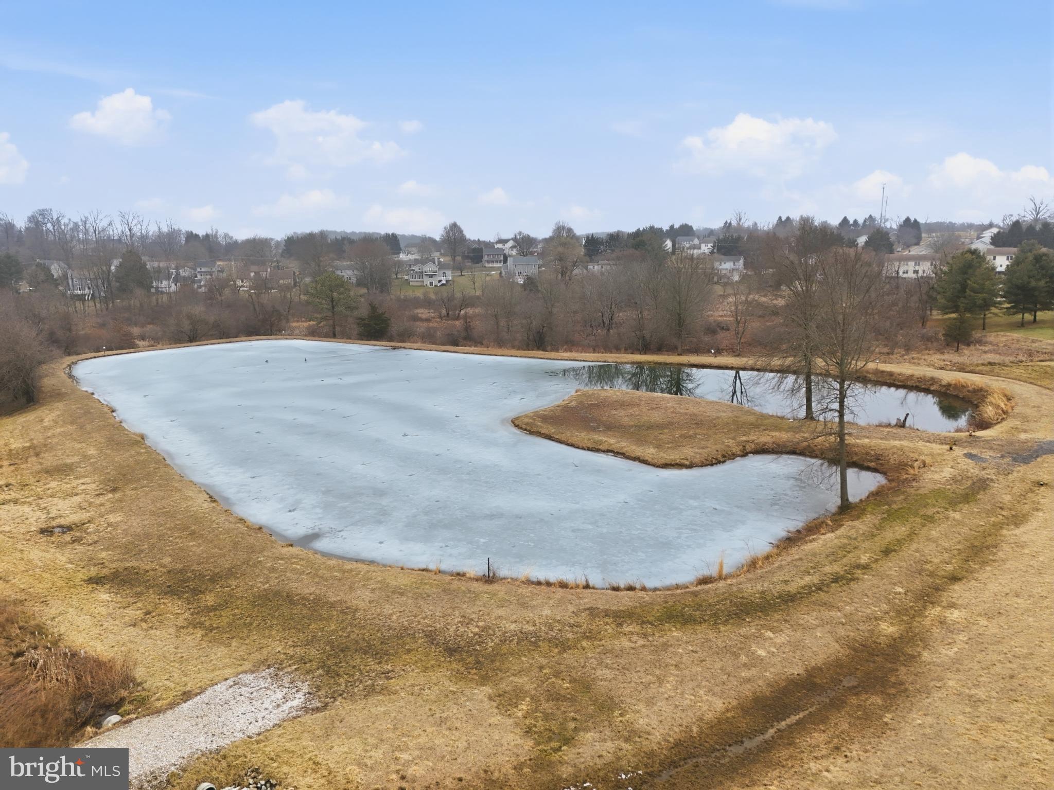 STEWARTSTOWN STATION - Residential